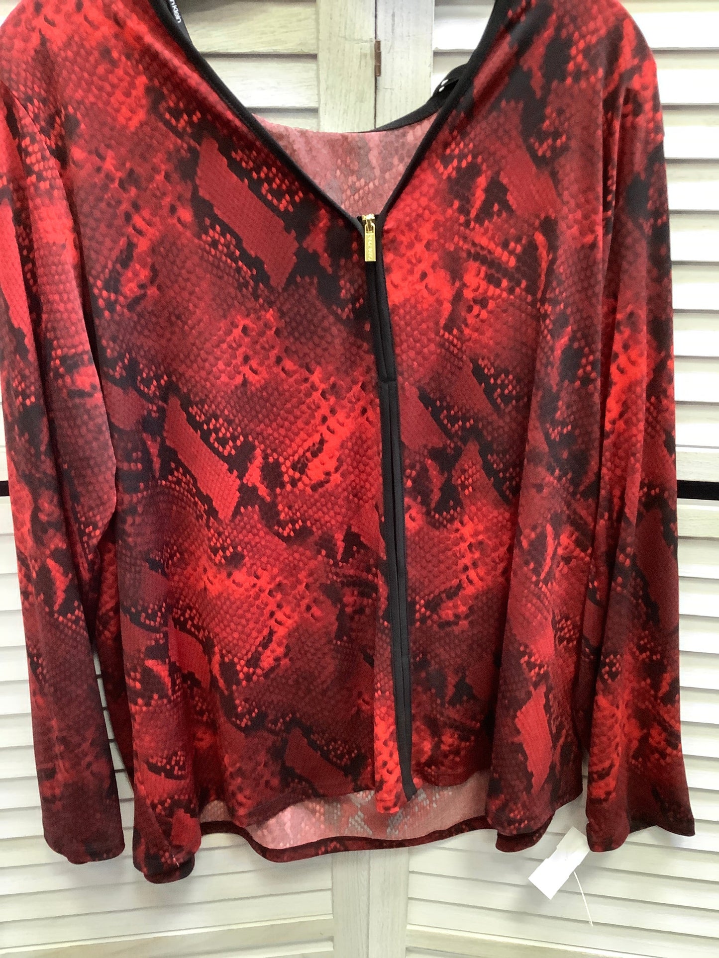 Red Top Long Sleeve Calvin Klein, Size 1x