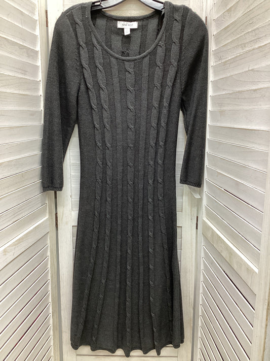 Dress Casual Maxi By Nine West In Grey, Size: M