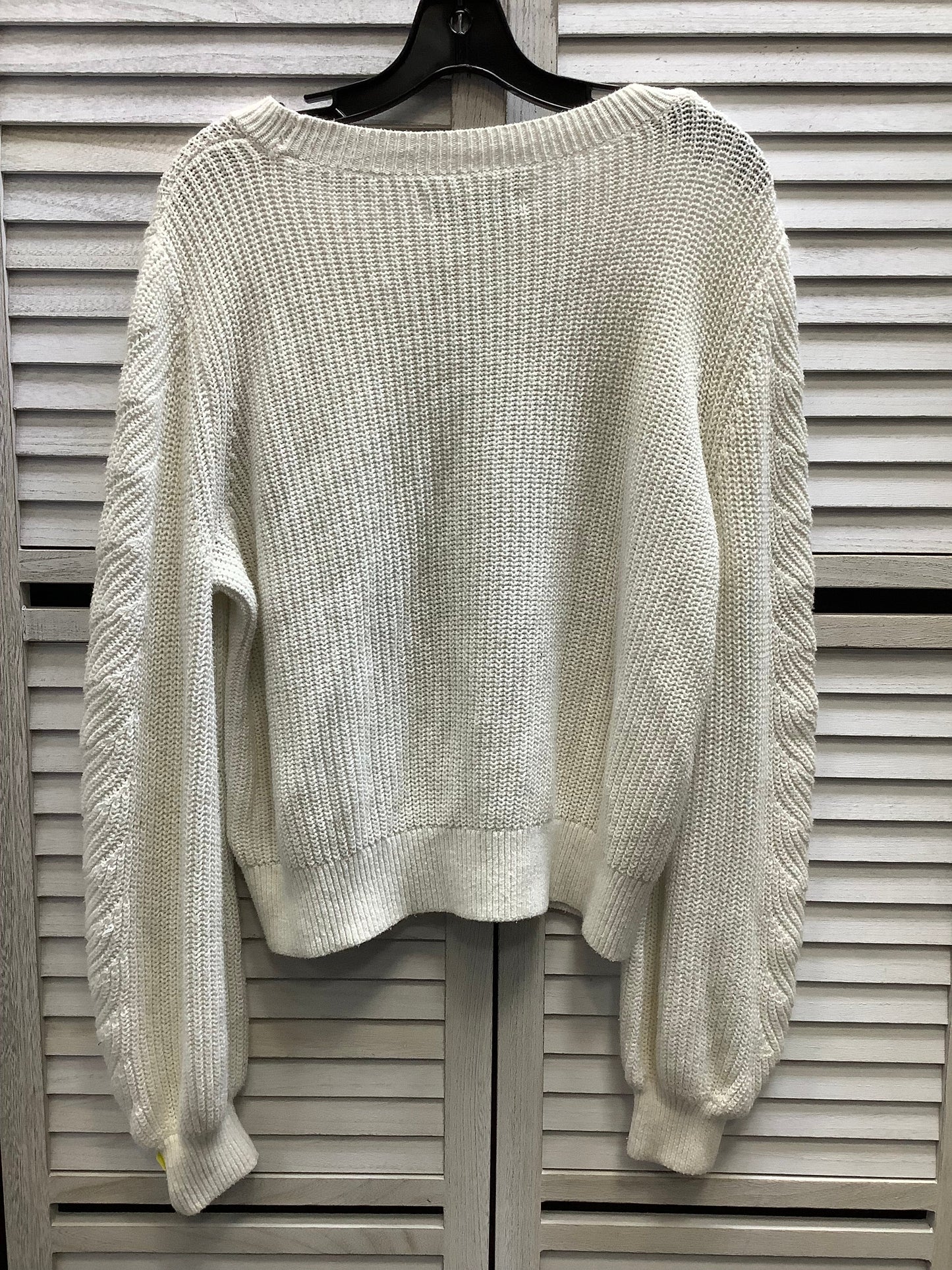 Sweatshirt Collar By Abercrombie And Fitch In White, Size: Xl