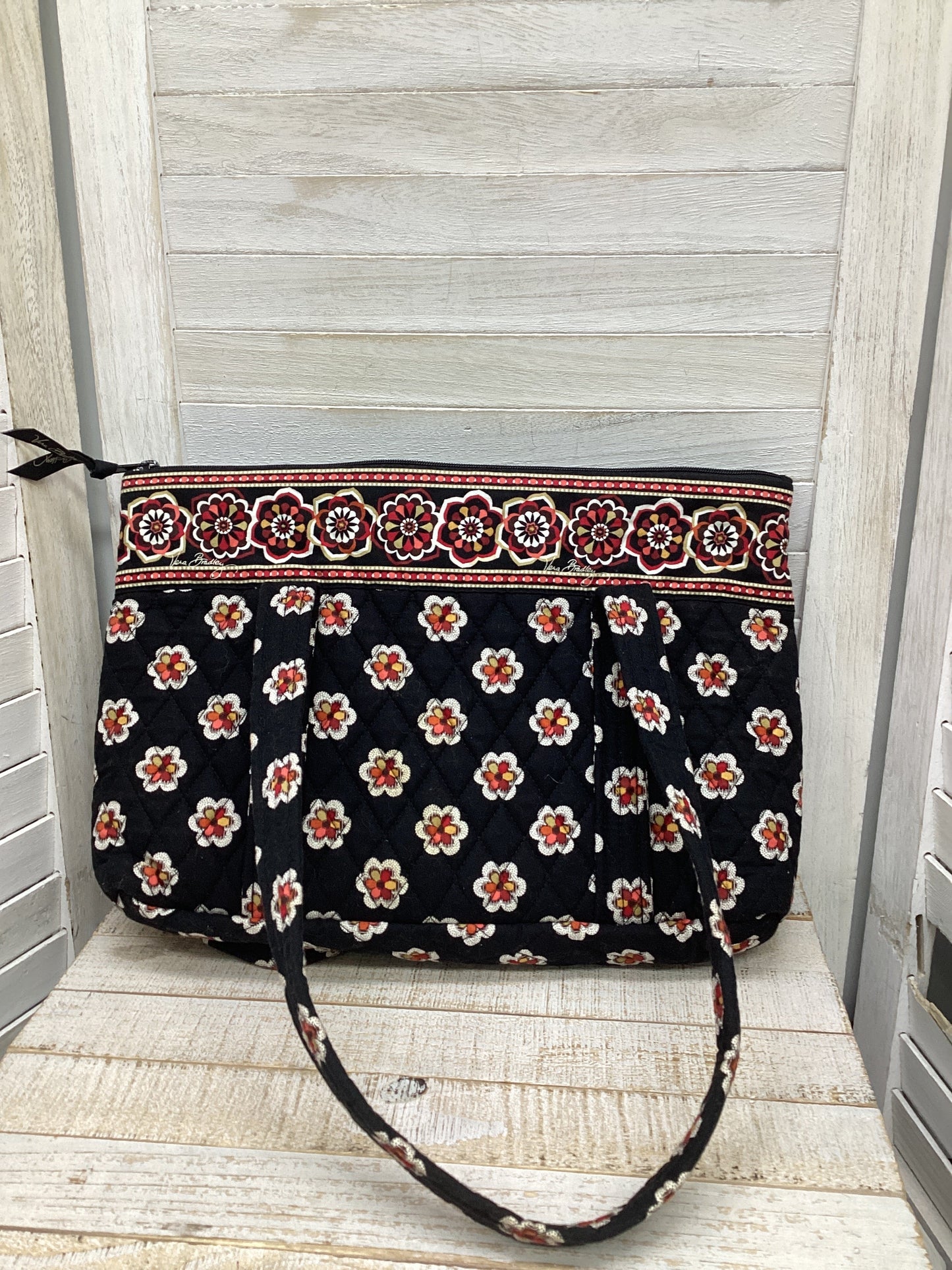 Handbag By Vera Bradley