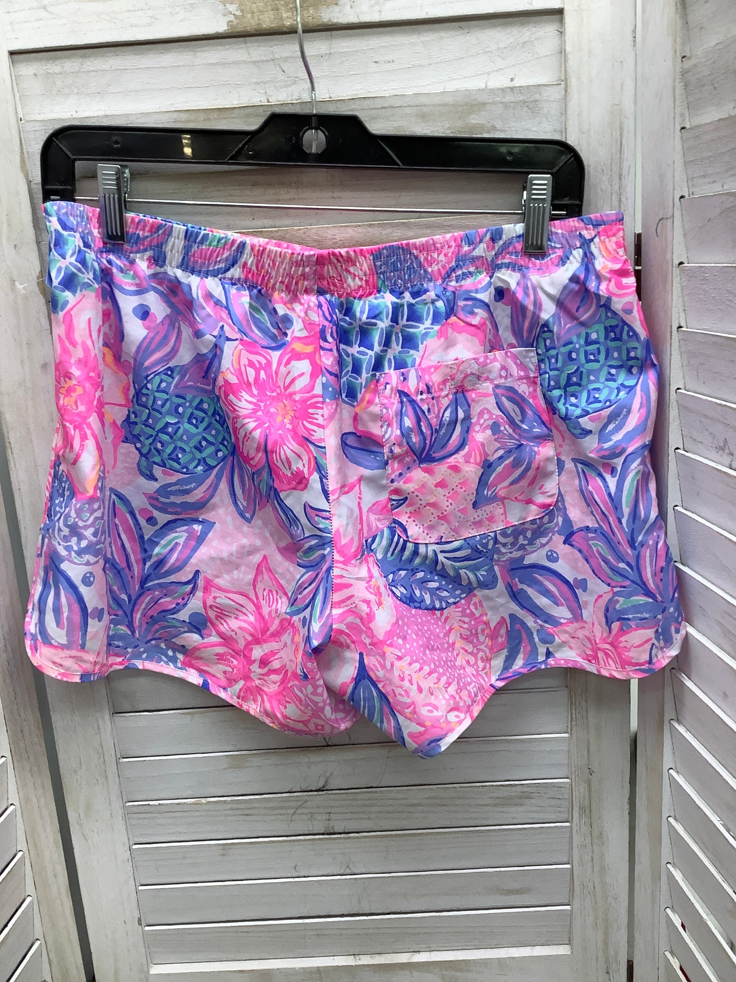 Athletic Shorts By Lilly Pulitzer In Multi-colored, Size: M