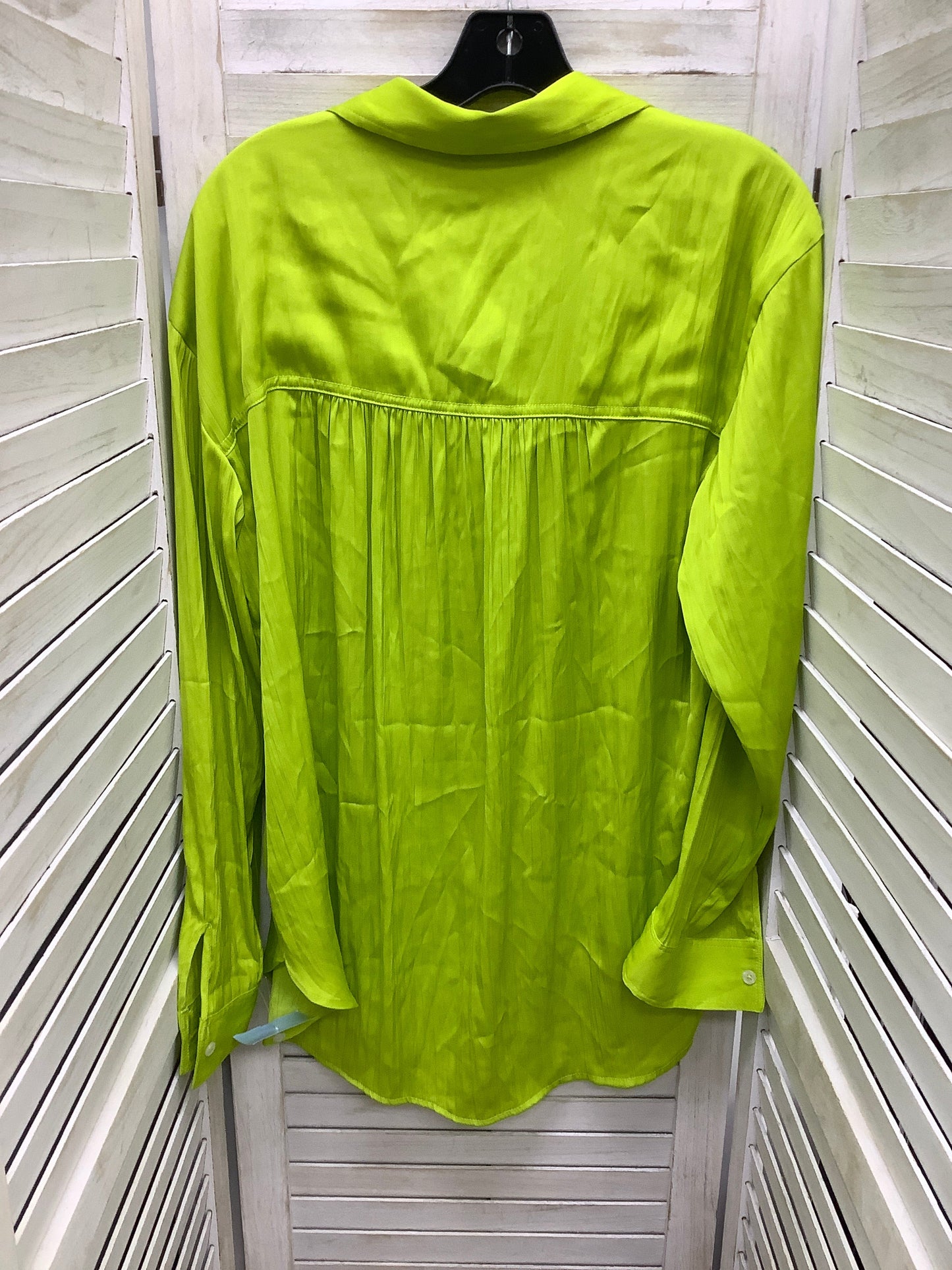 Top Long Sleeve By Anthropologie In Green, Size: M