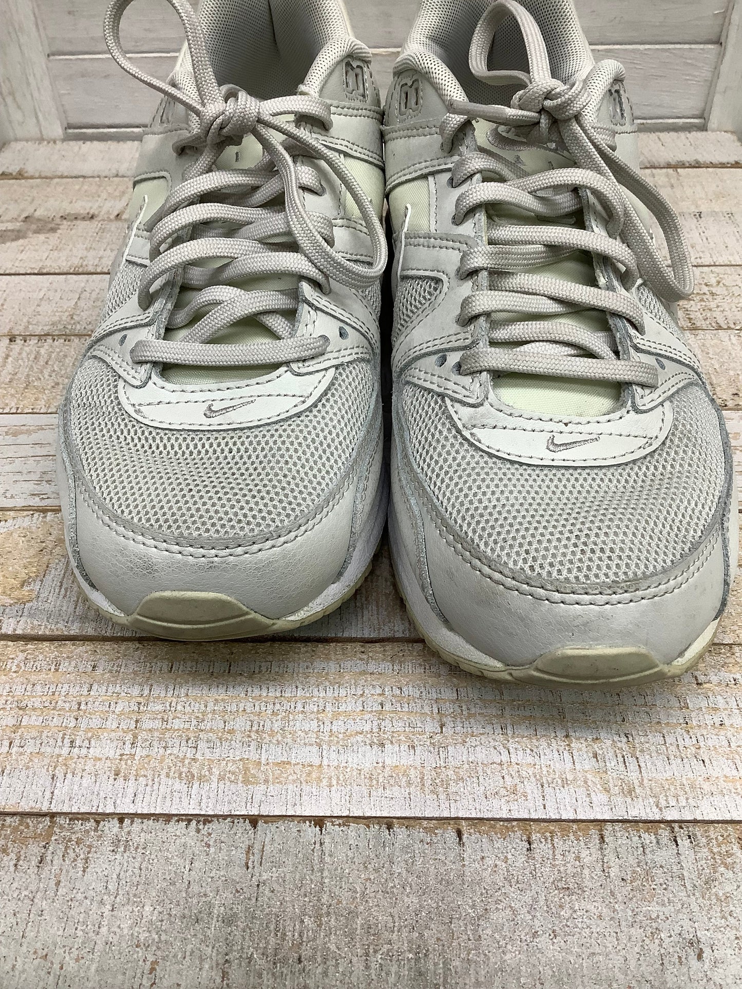 White Shoes Athletic Nike, Size 8.5