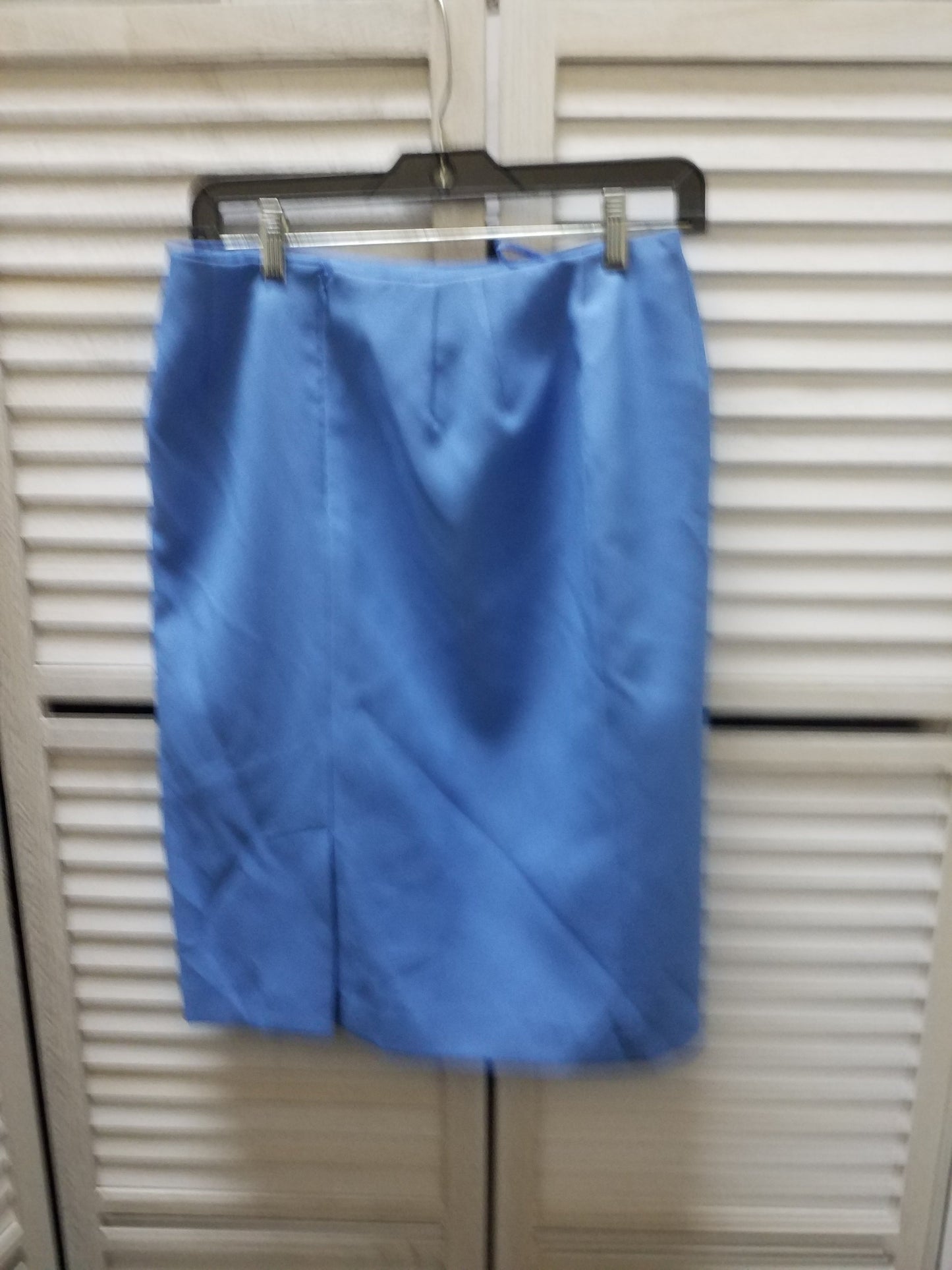 Skirt Midi By Larry Levine  Size: 8