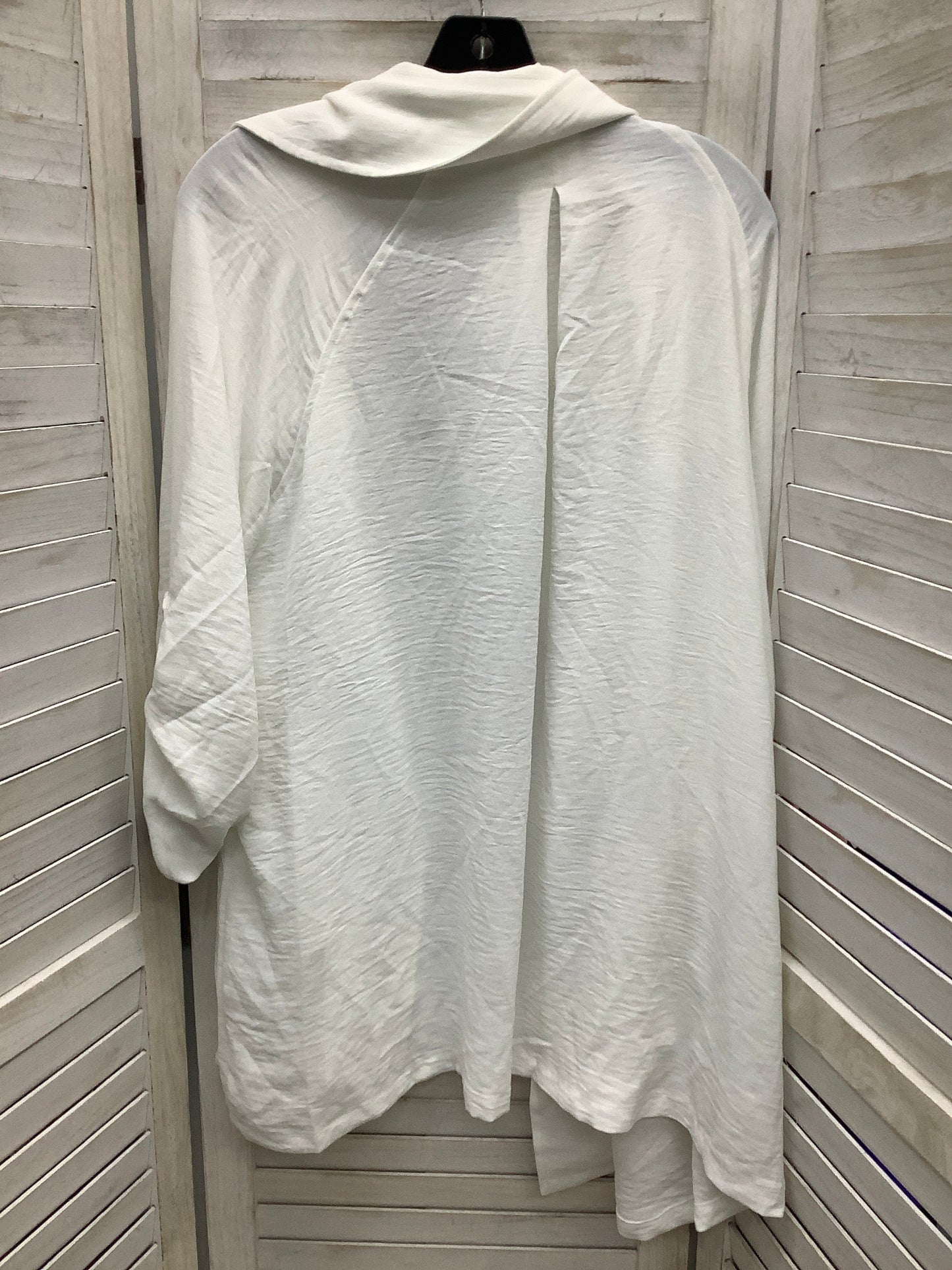 White Tunic Long Sleeve Clothes Mentor, Size 1x