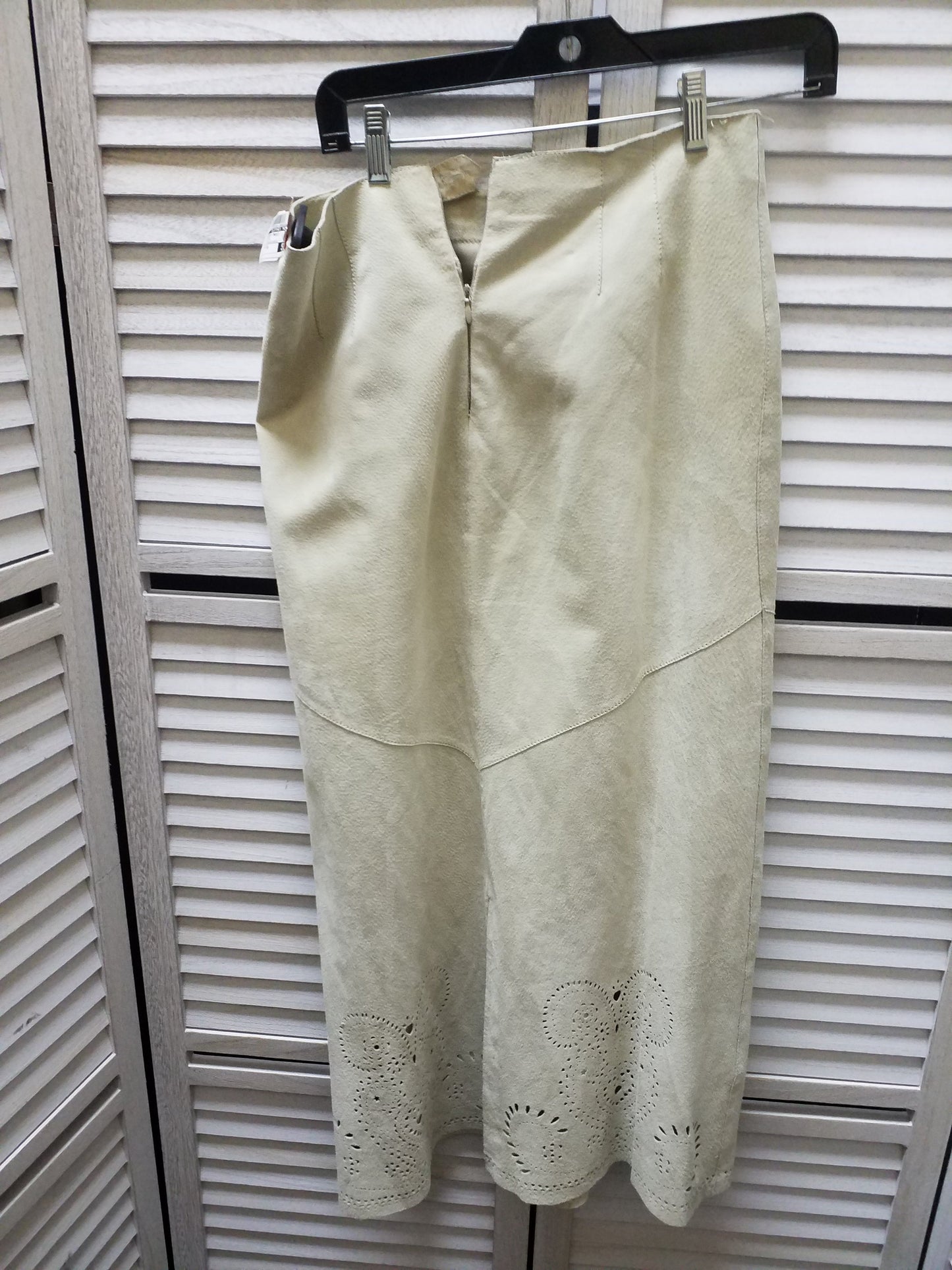 Skirt Maxi By Clothes Mentor  Size: 6