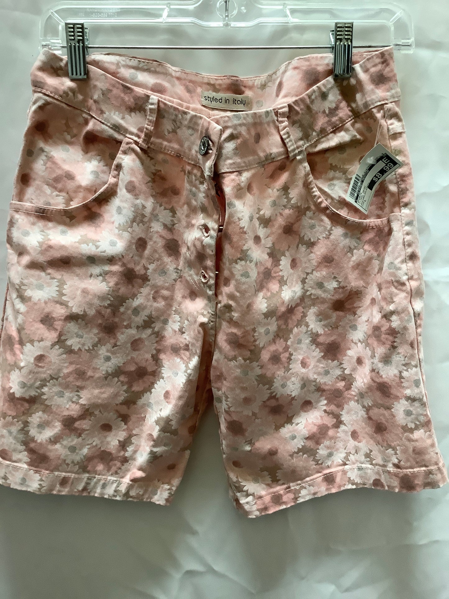 Shorts By Clothes Mentor  Size: L