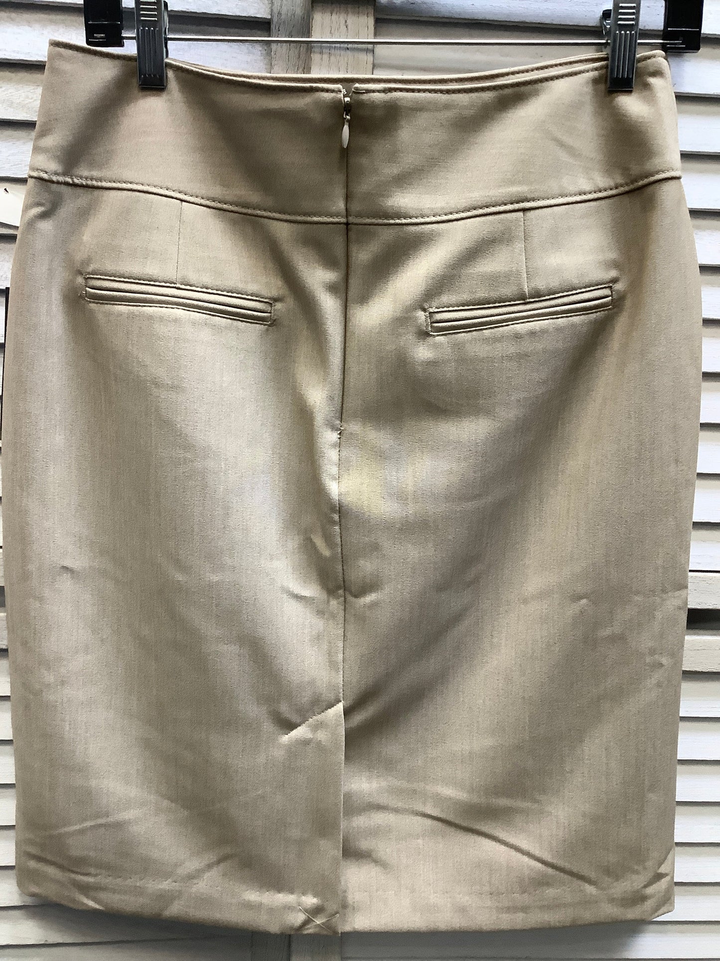 Beige Skirt Midi Worthington, Size 8