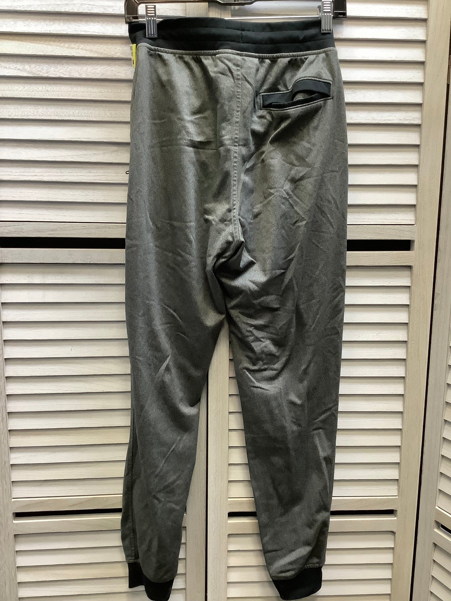 Athletic Pants By Under Armour In Grey, Size: S