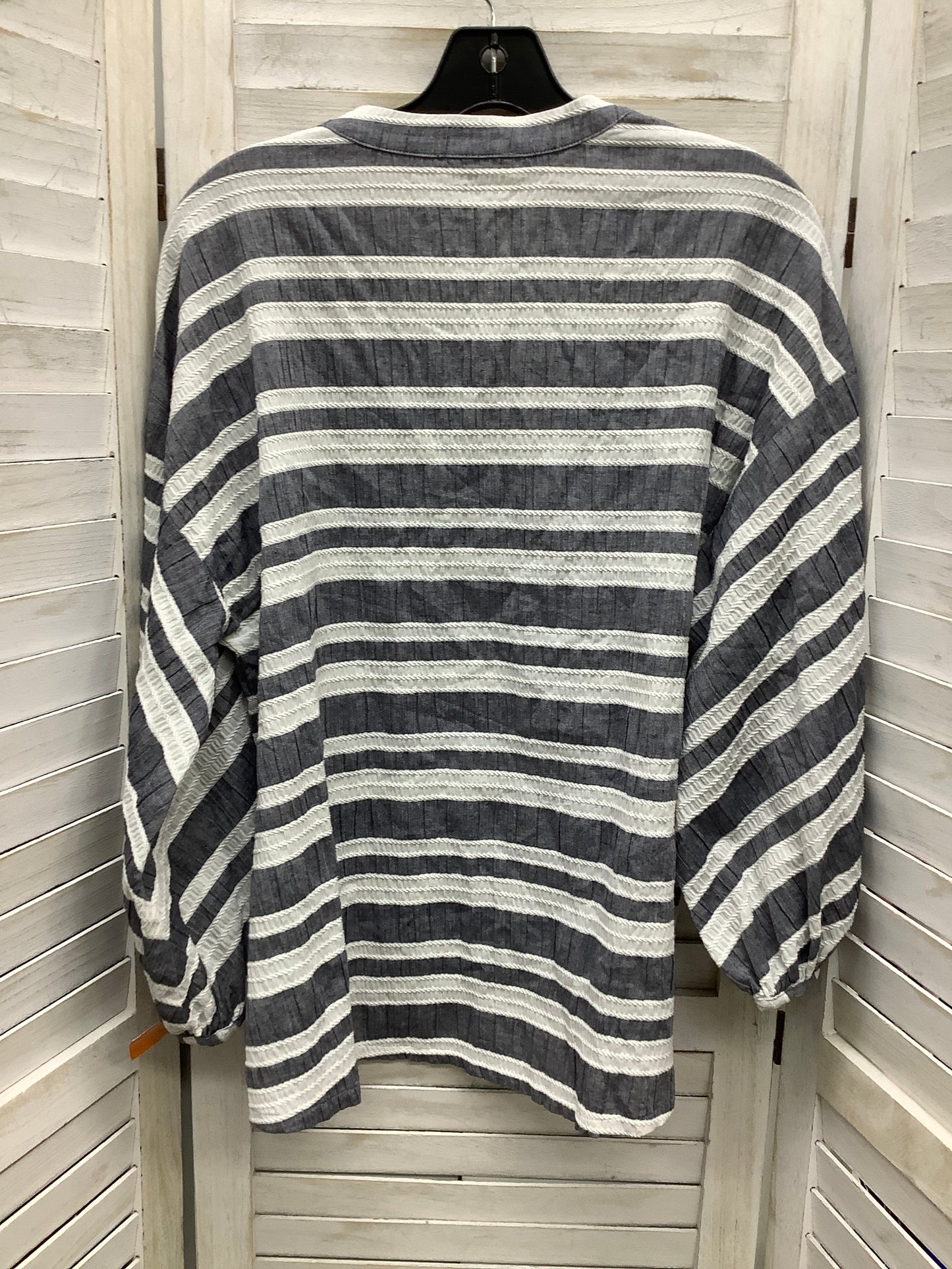 Striped Pattern Top Long Sleeve Clothes Mentor, Size L