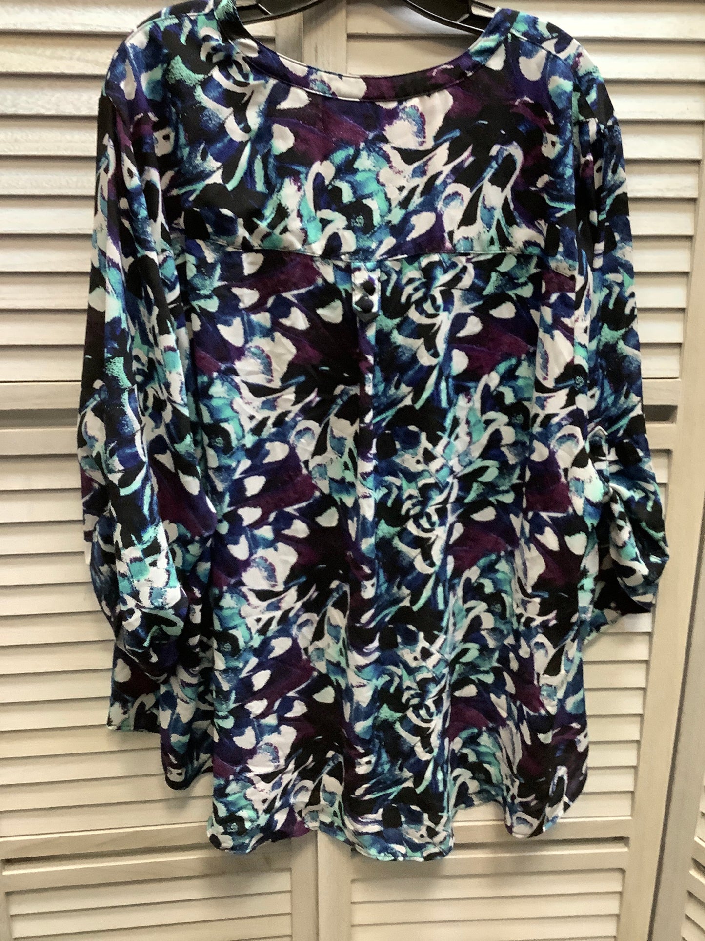 Multi-colored Top Long Sleeve Torrid, Size 4x