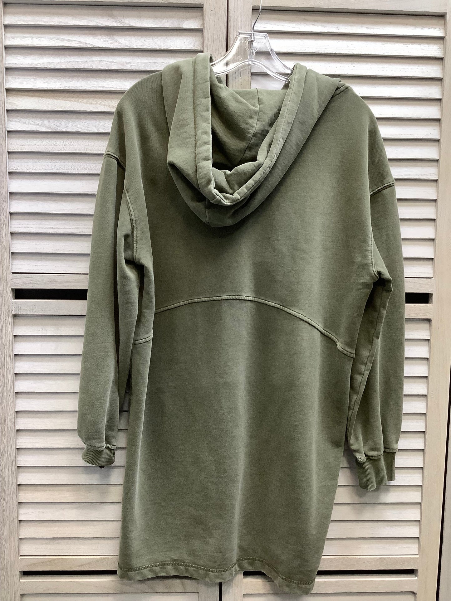 Sweatshirt Hoodie By Clothes Mentor In Green, Size: S