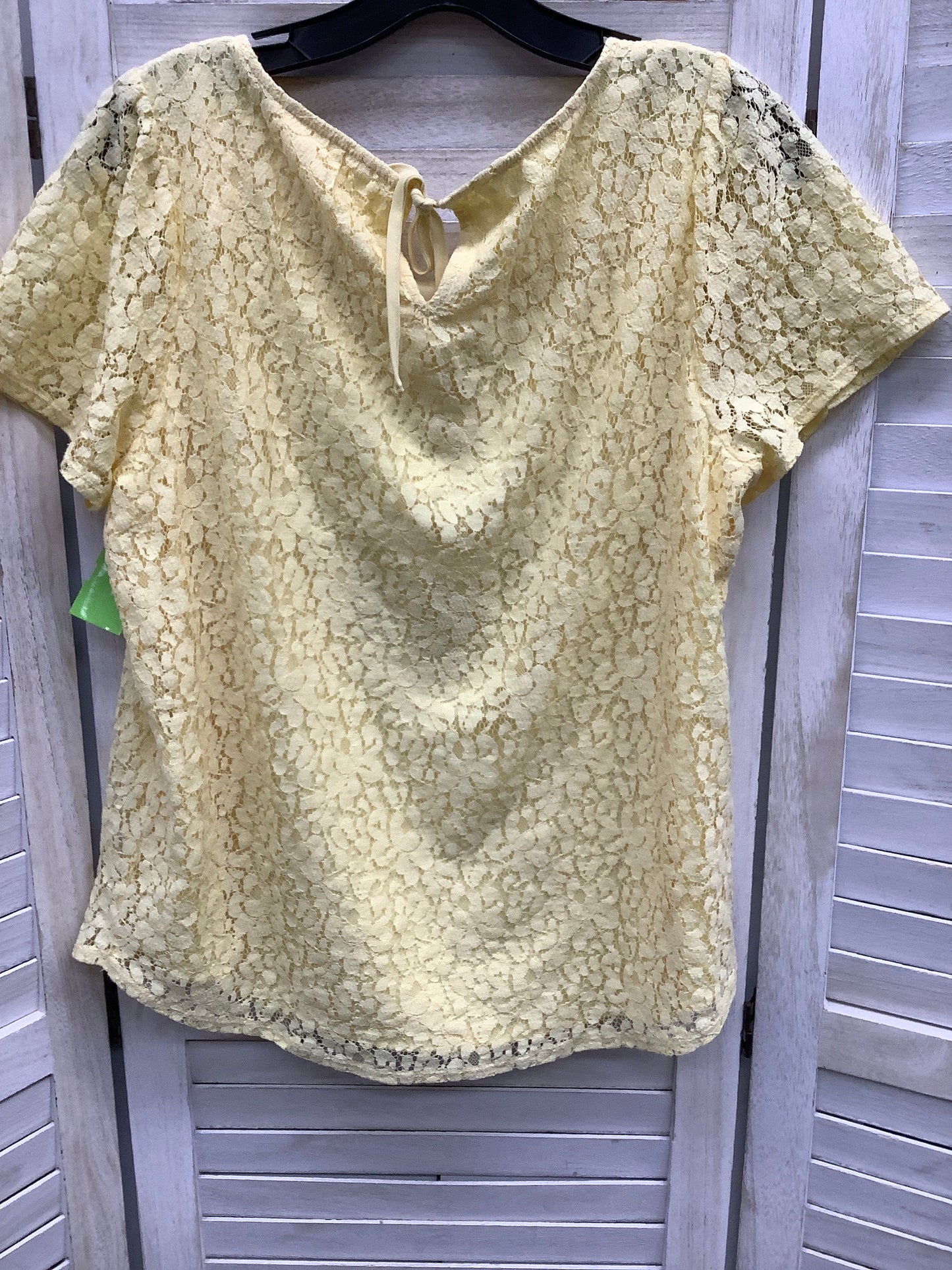 Top Short Sleeve Basic By Lc Lauren Conrad  Size: L