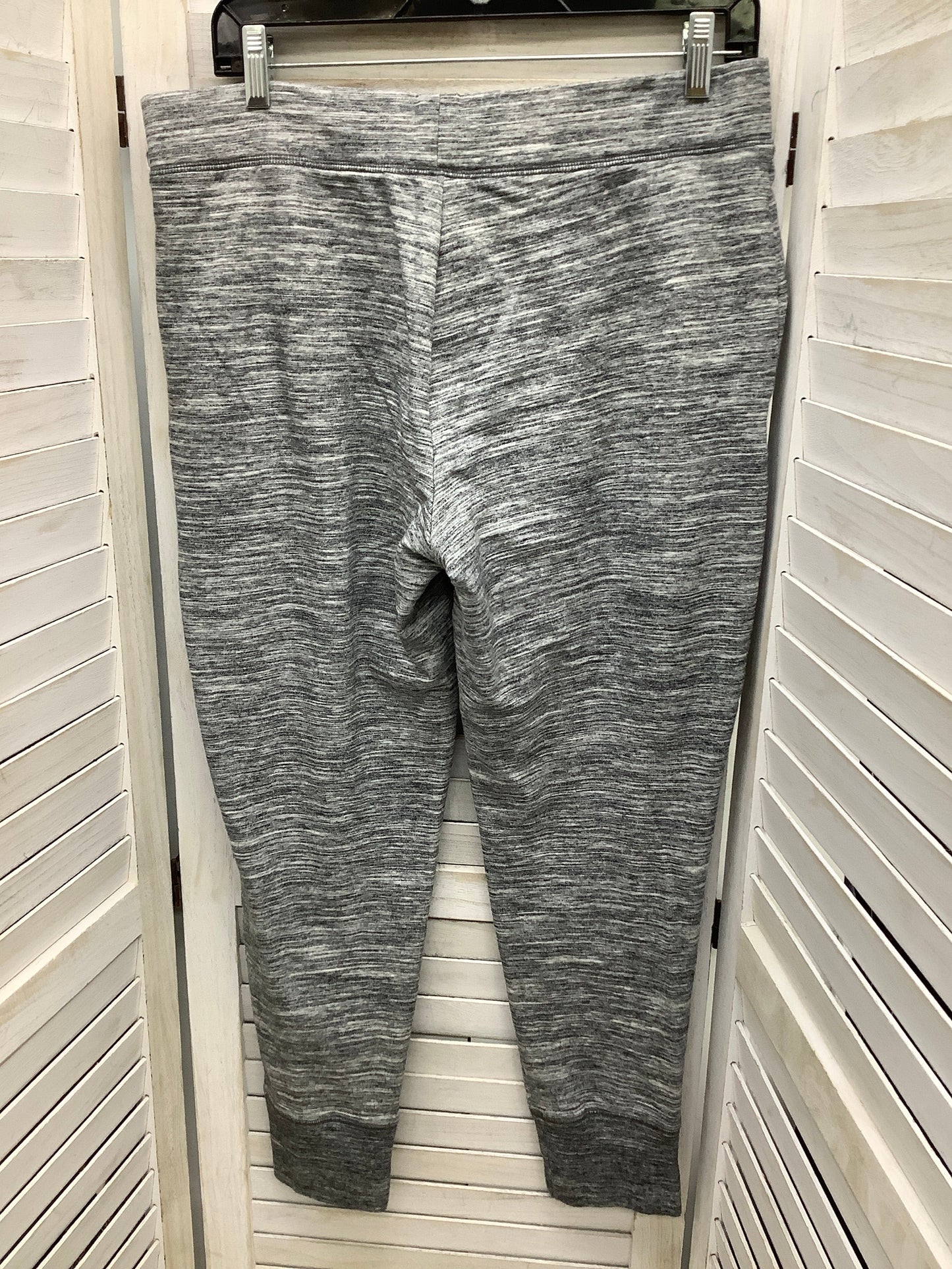 Capris By Pink In Grey, Size: L