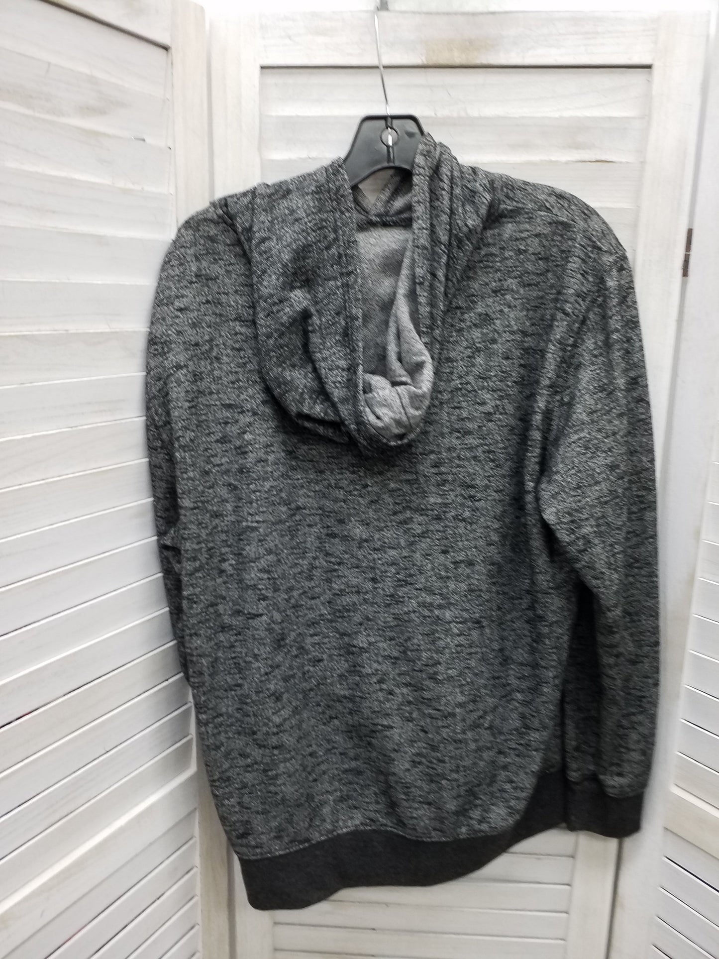 Sweatshirt Hoodie By Clothes Mentor  Size: L