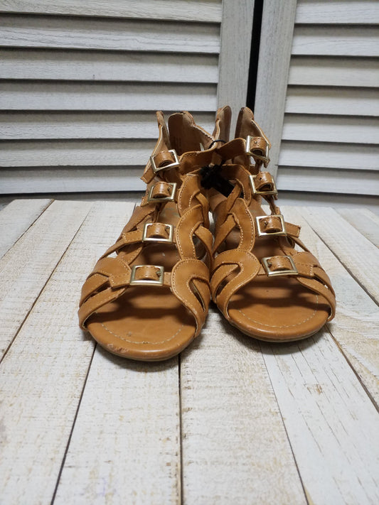 Sandals Flats By Report  Size: 6.5