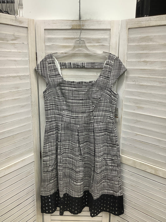 Black & White Dress Casual Short Nine West, Size 12