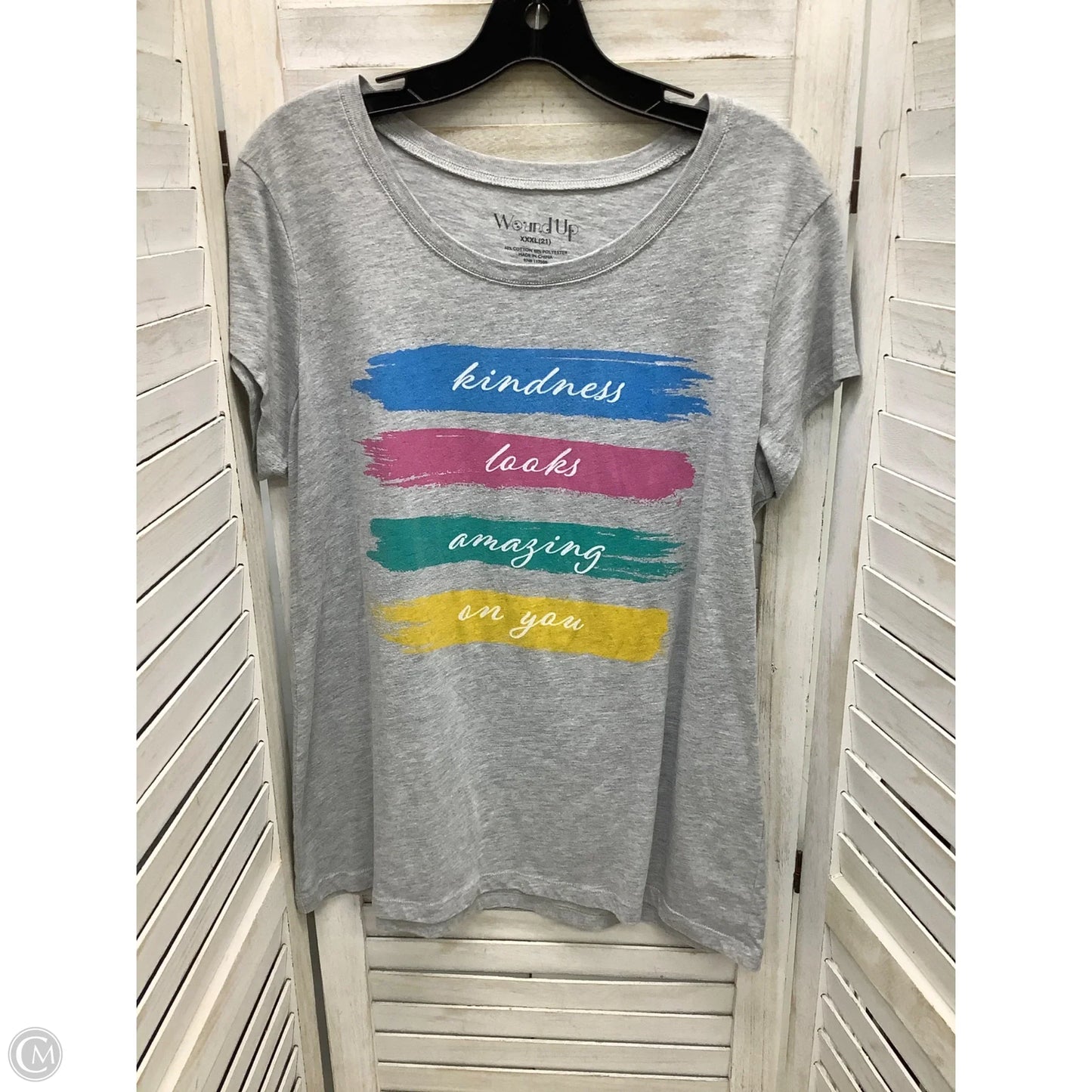 Top Short Sleeve Basic By Clothes Mentor In Grey, Size: 3x