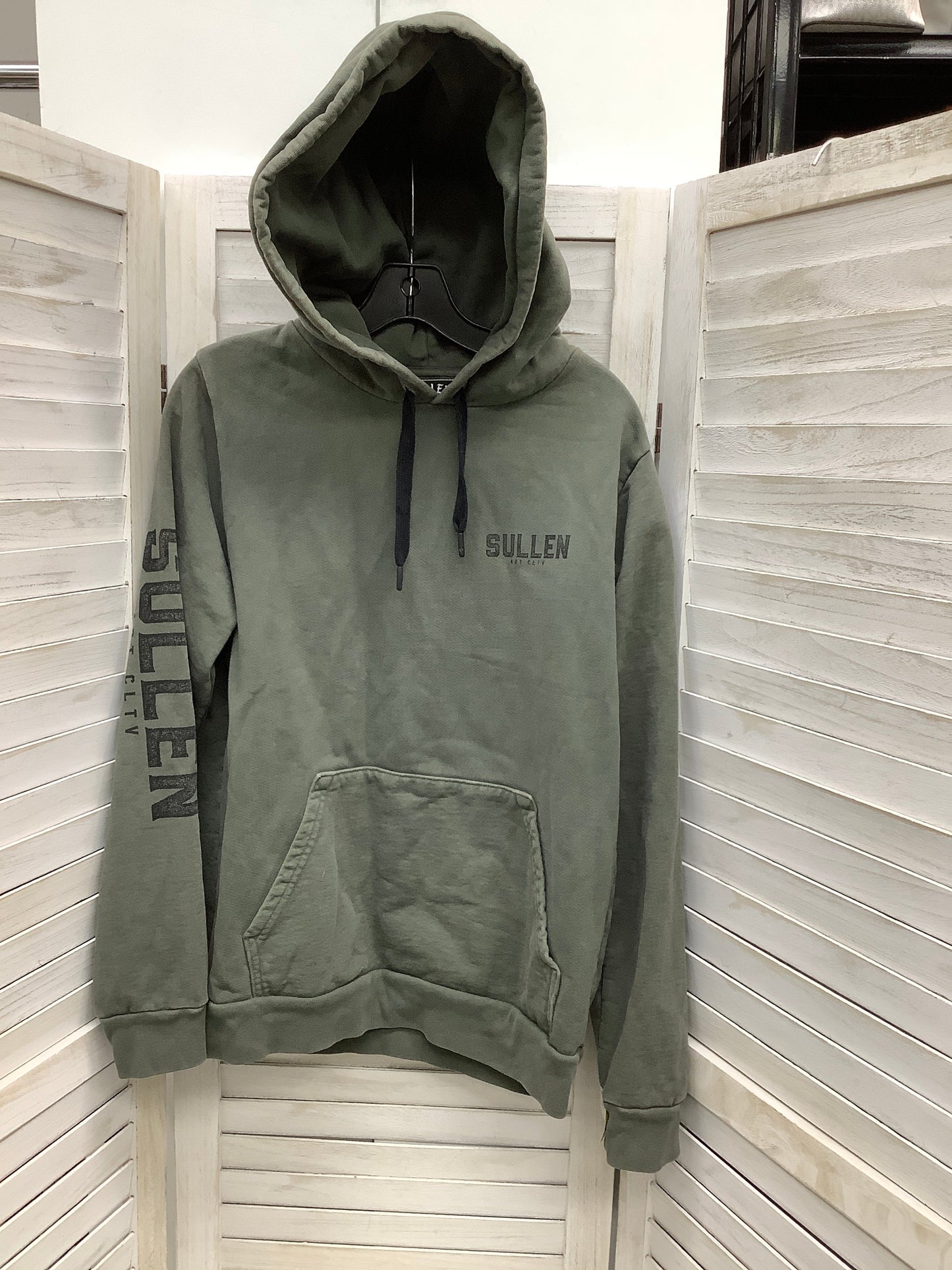 Sweatshirt Hoodie By Clothes Mentor  Size: S