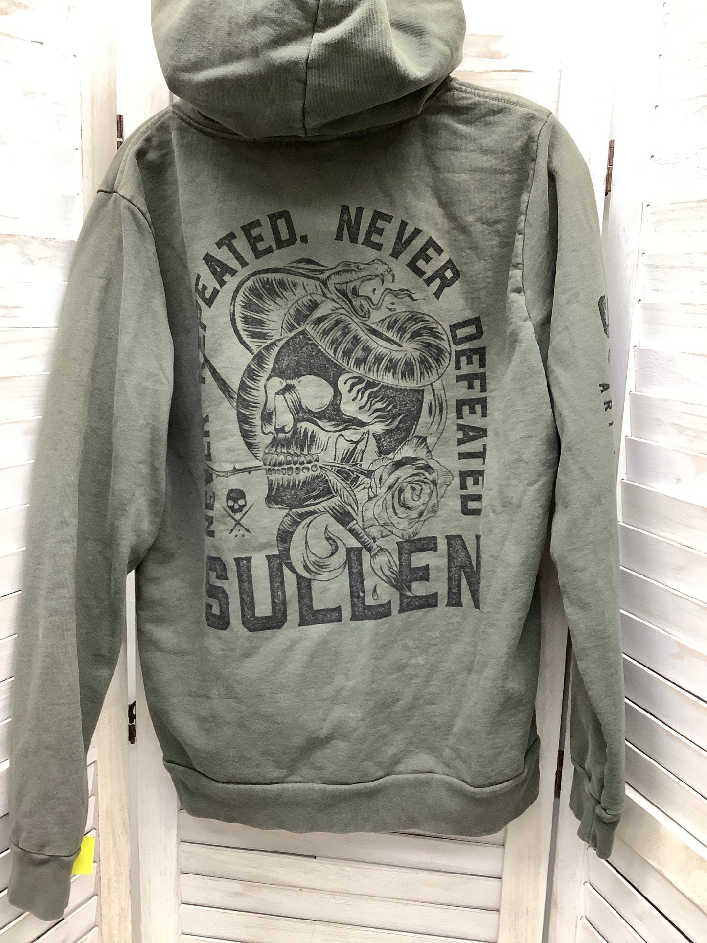 Sweatshirt Hoodie By Clothes Mentor  Size: S