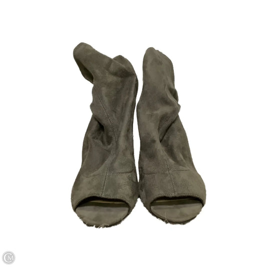 Boots Ankle Heels By Vince Camuto In Taupe, Size: 8