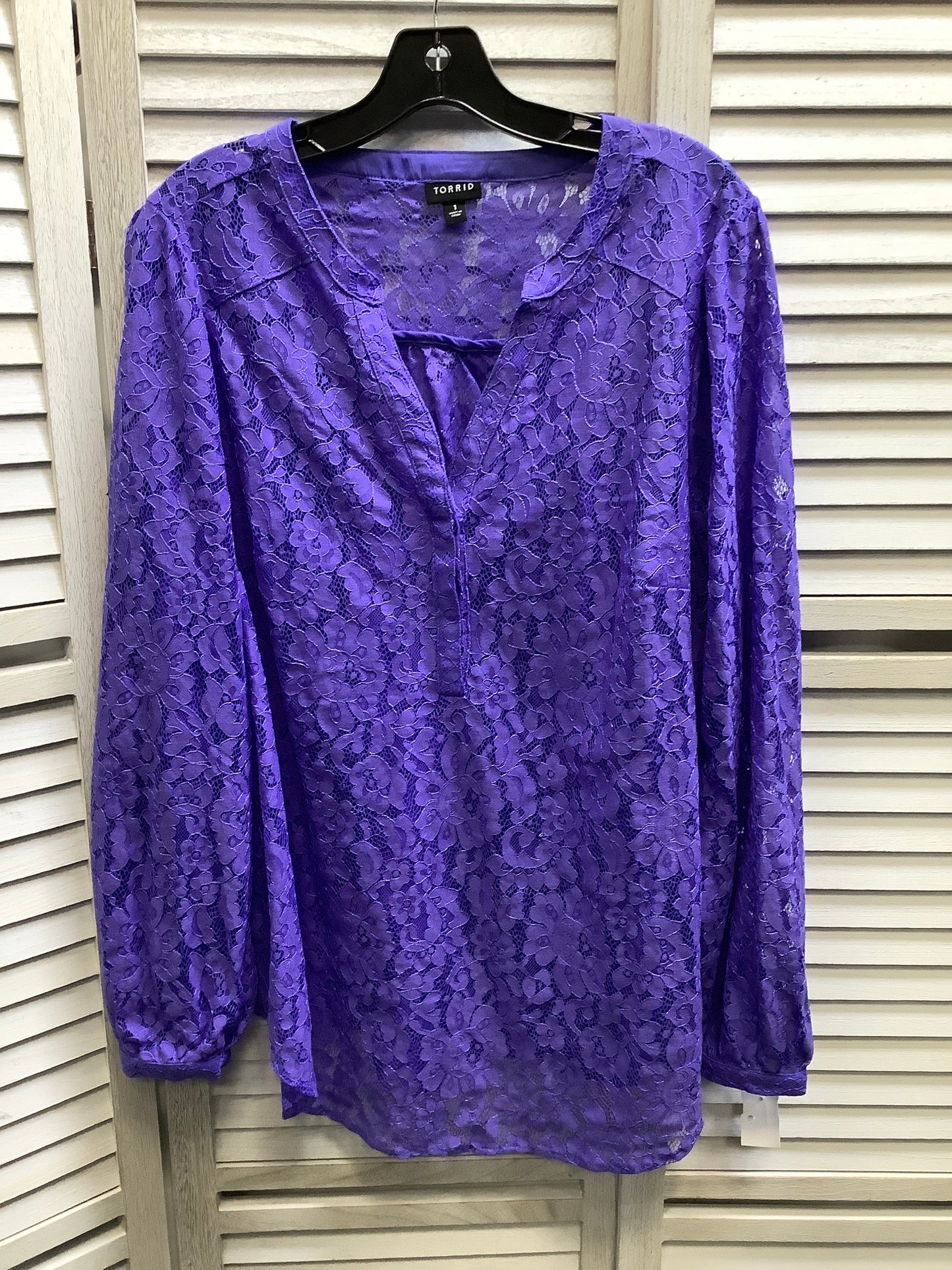 Blue Top Long Sleeve Torrid, Size 1x