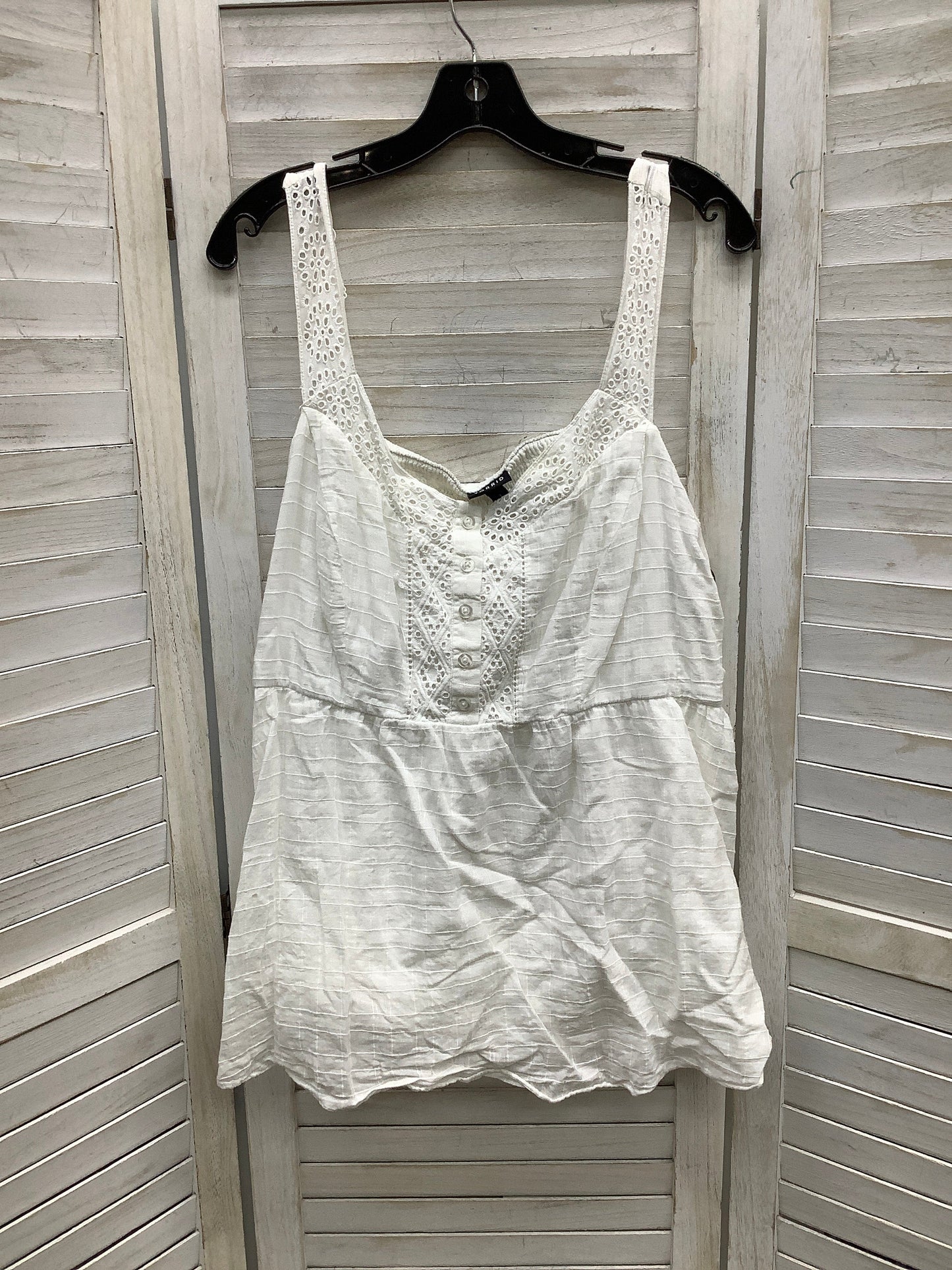 Top Sleeveless By Torrid In White, Size: 3x