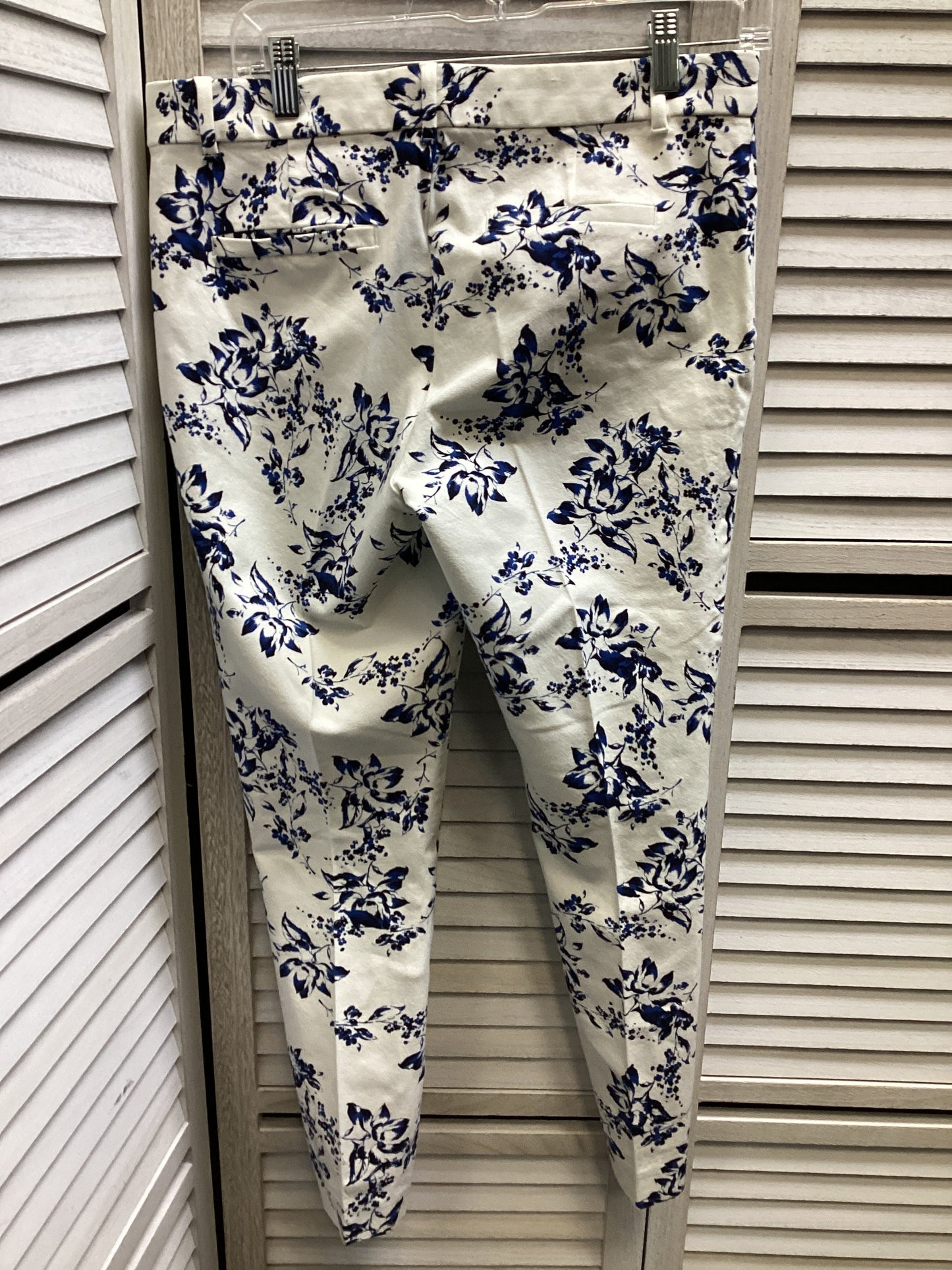 Pants Cropped By Gap In Floral Print, Size: 10