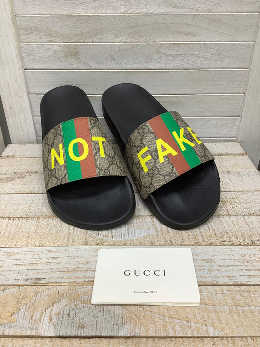 Sandals Flats By Gucci In Brown, Size: 9