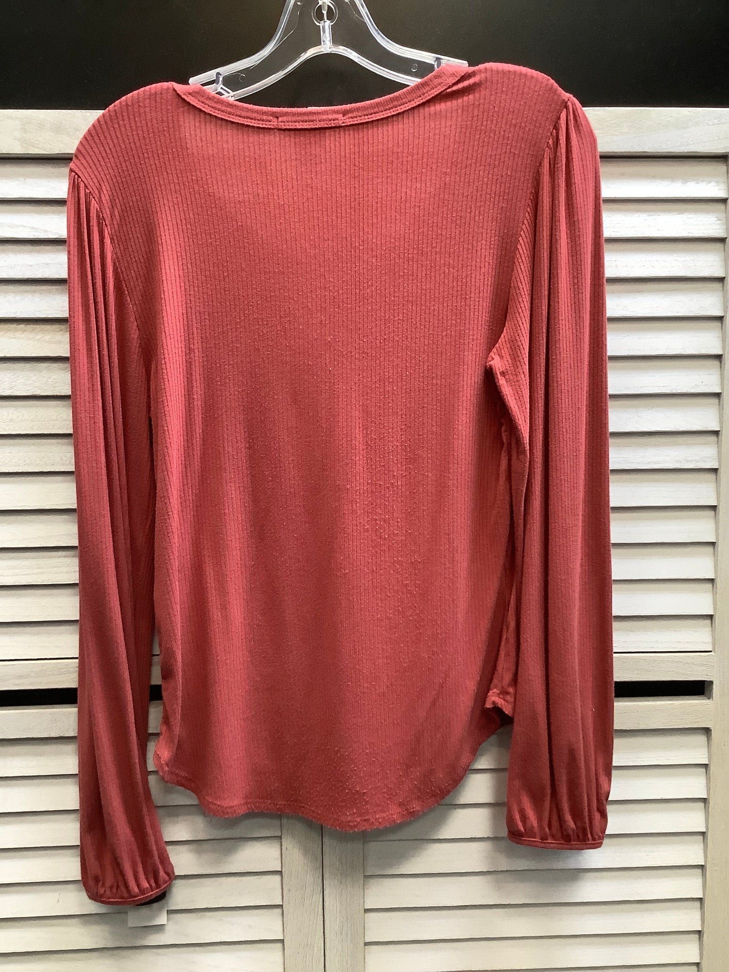 Top Long Sleeve By Acemi In Pink, Size: M