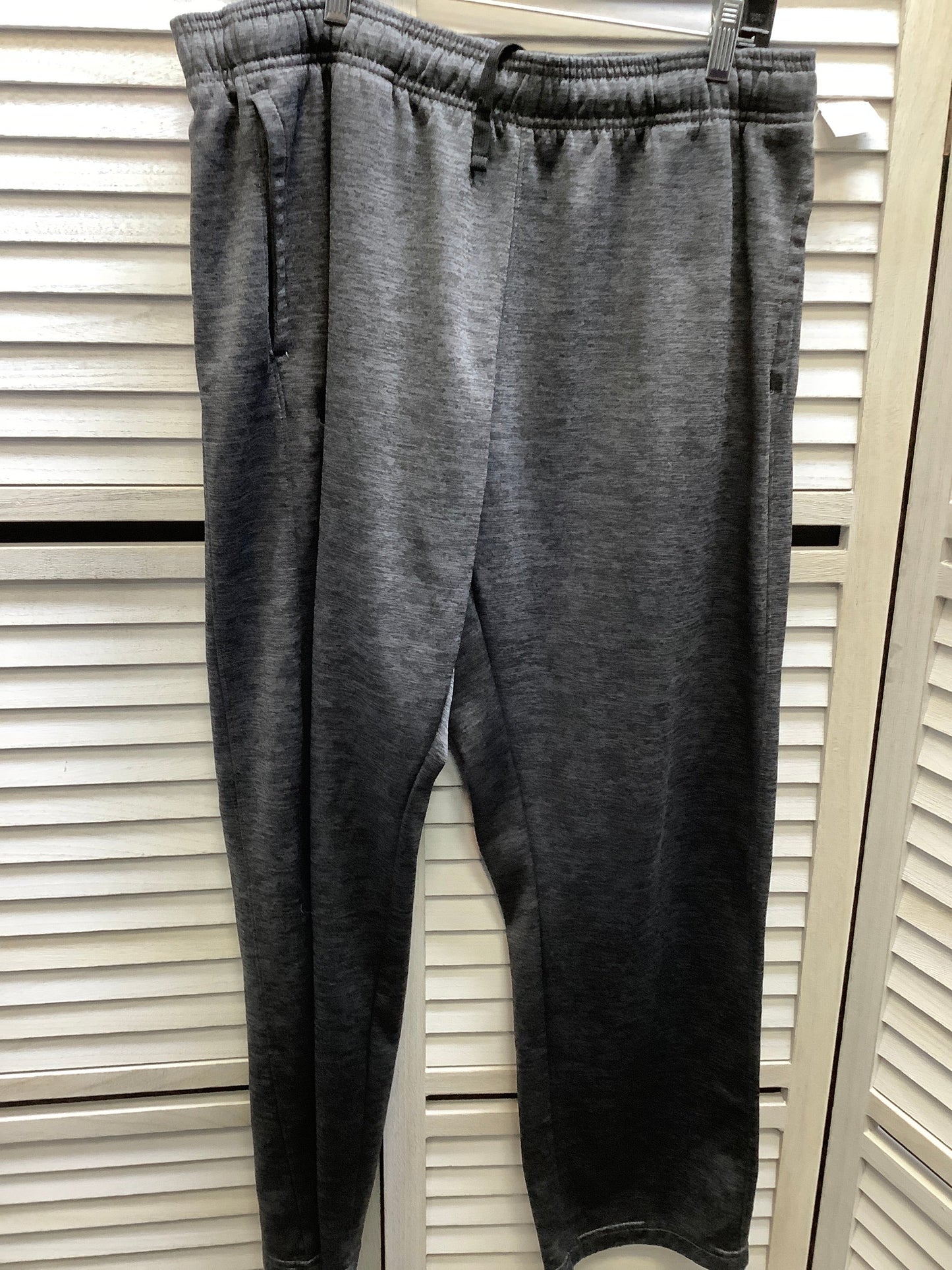 Athletic Pants By Under Armour In Grey, Size: L