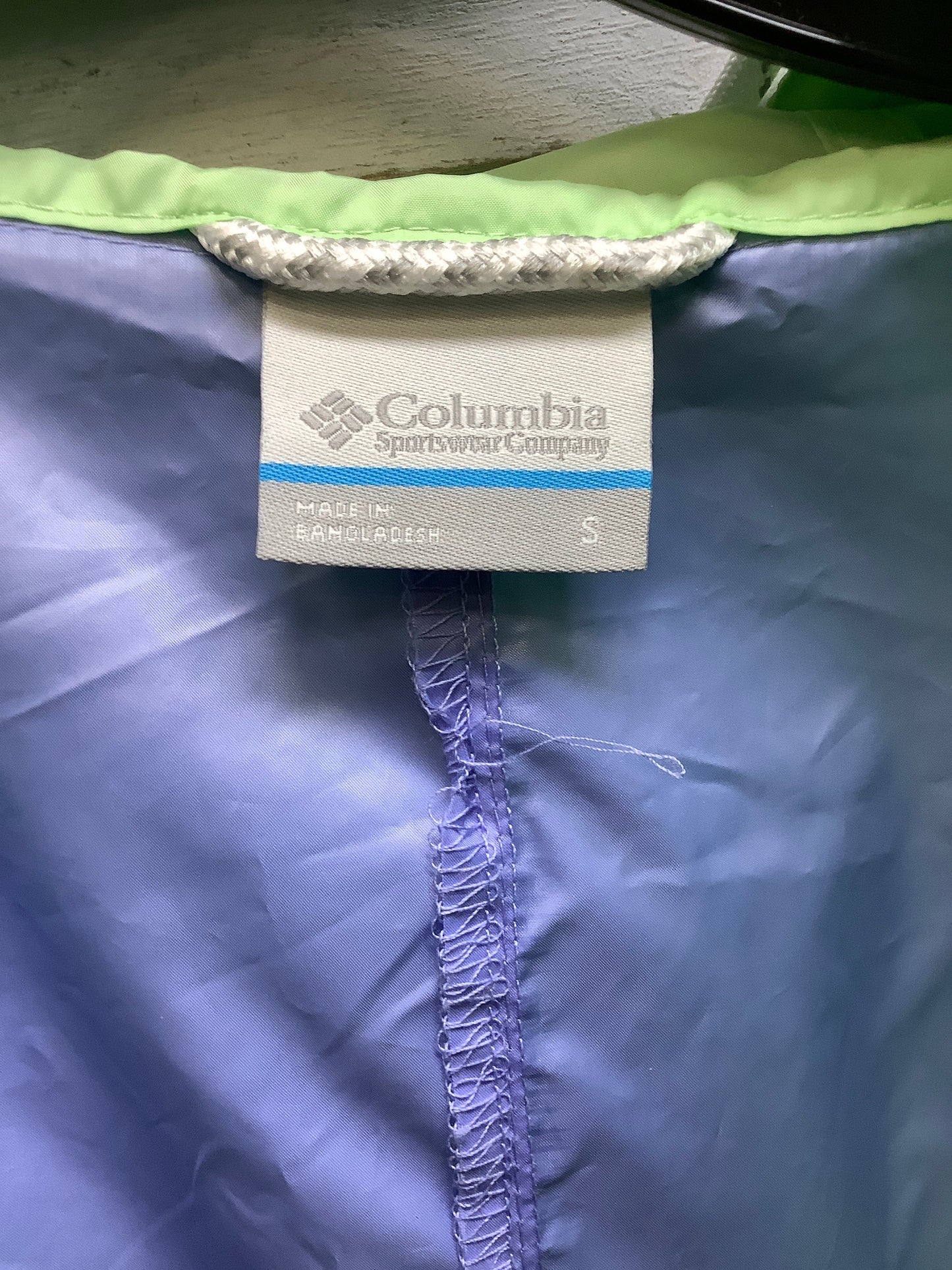 Jacket Windbreaker By Columbia In Blue & Green, Size: S