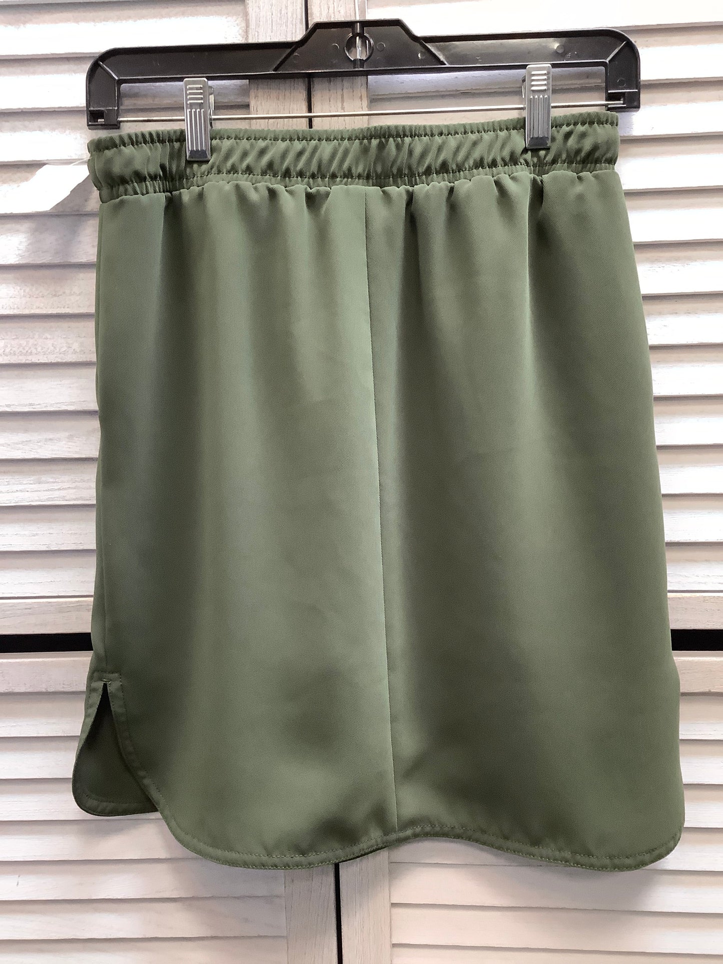 Skirt Mini & Short By Ann Taylor In Green, Size: Xs