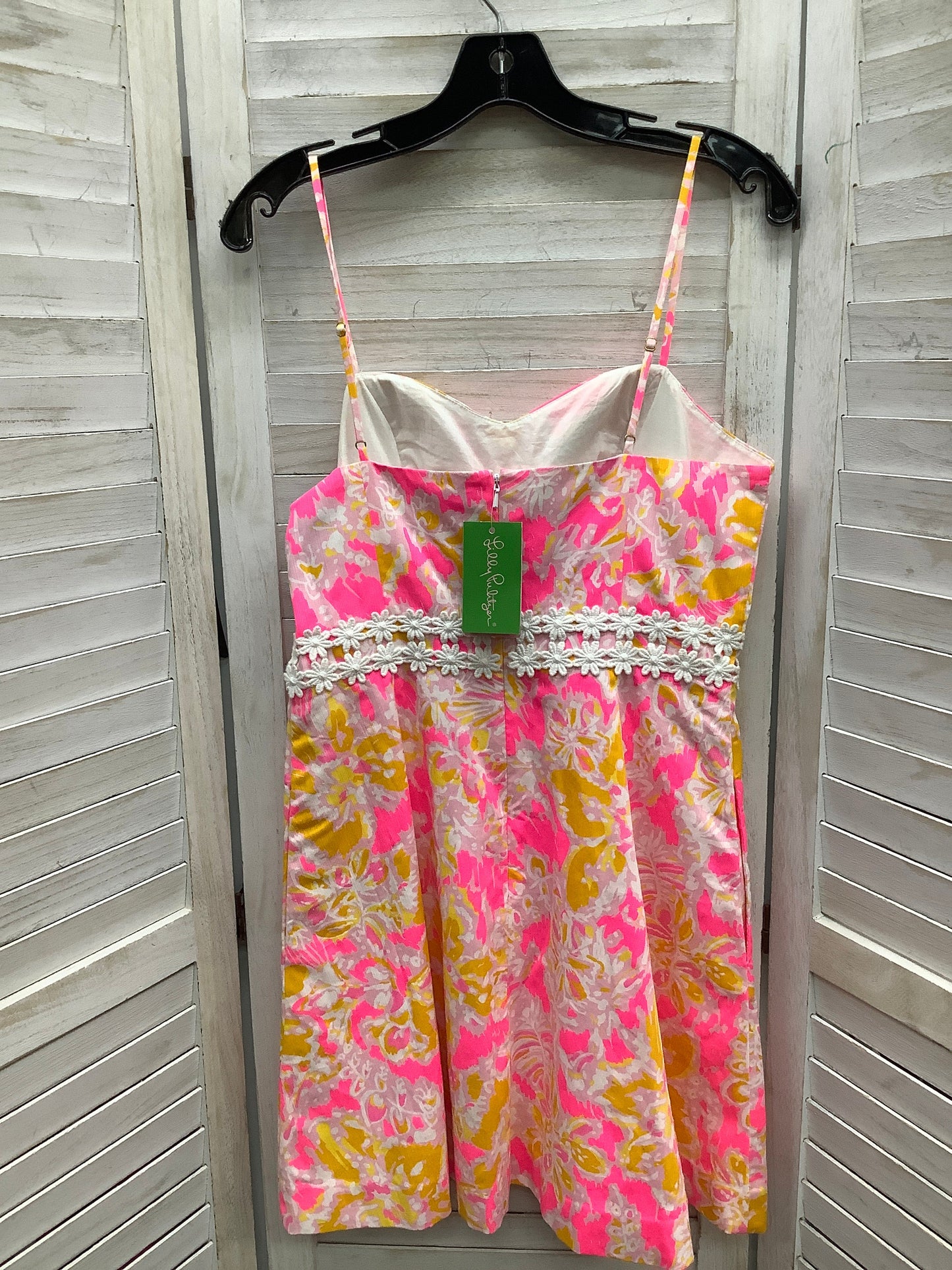 Dress Casual Short By Lilly Pulitzer In Pink, Size: 8