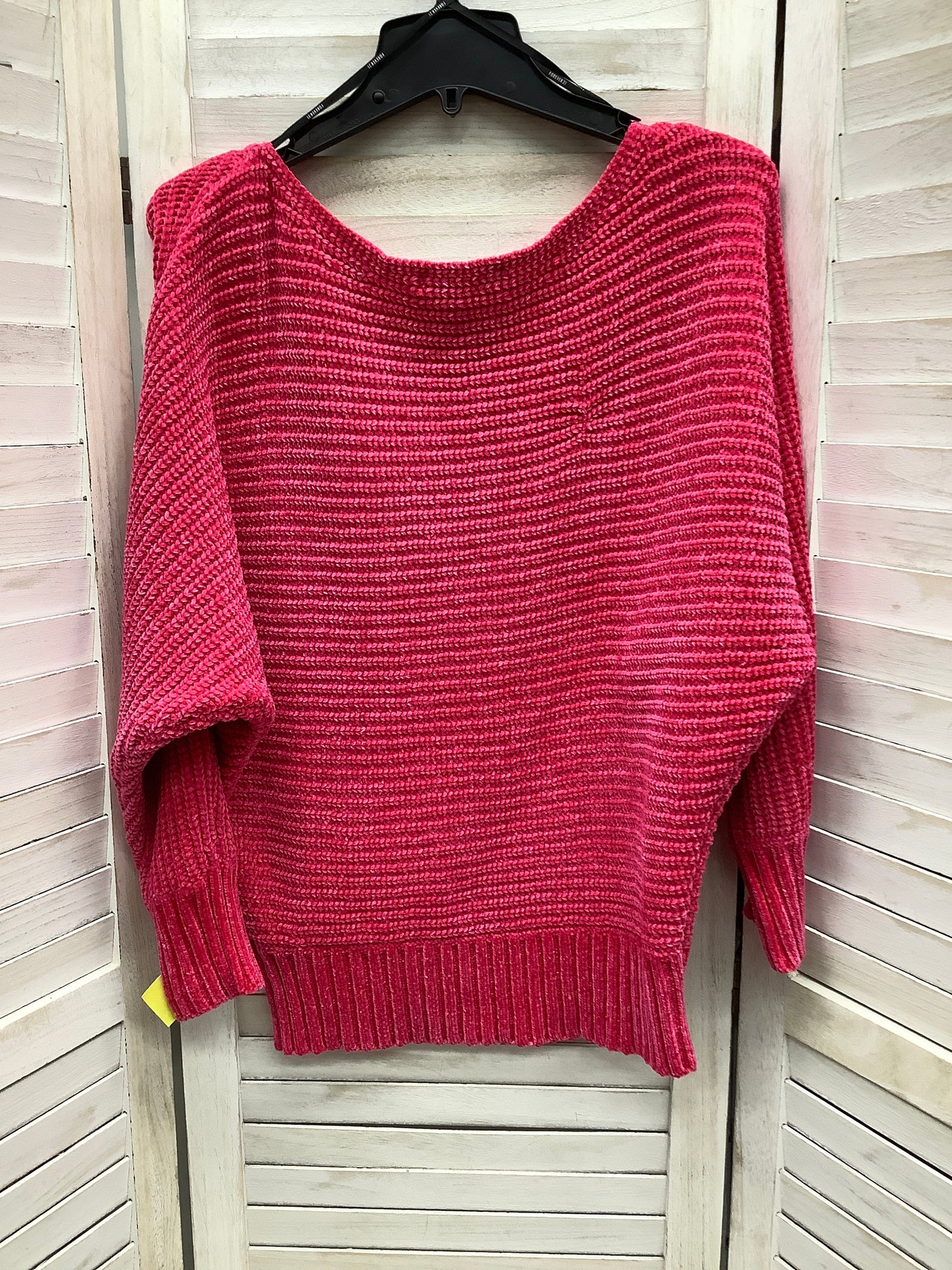 Sweater By Forever 21  Size: M