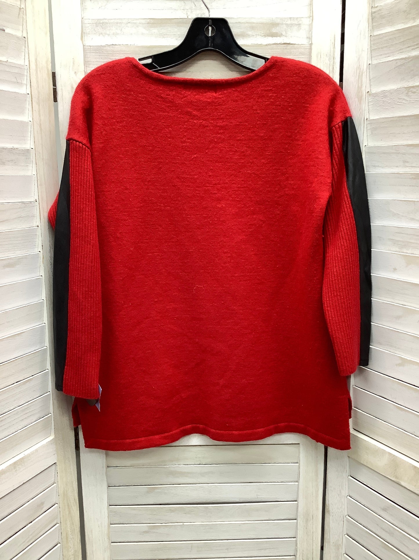 Sweater By Calvin Klein  Size: L