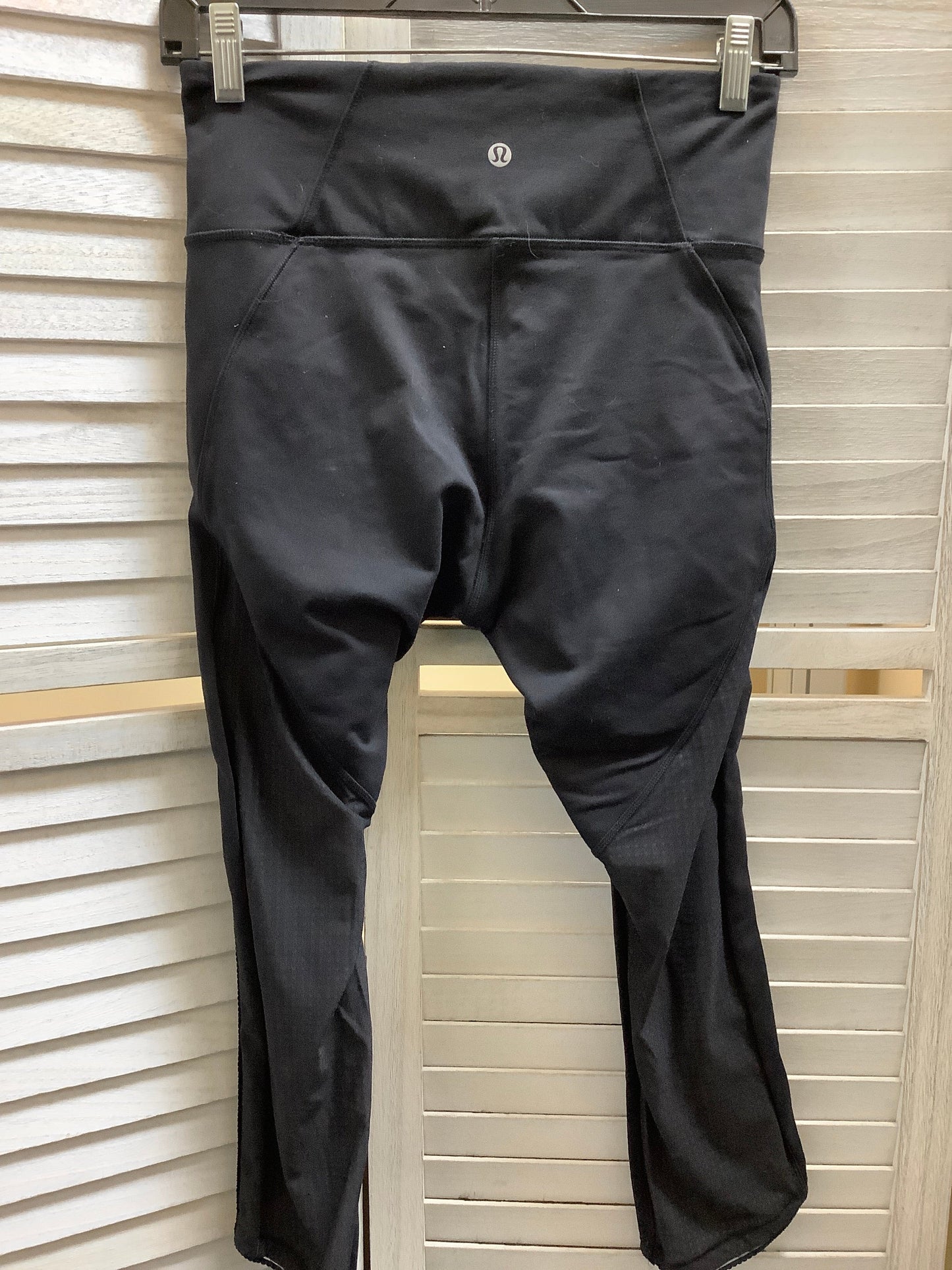 Athletic Leggings By Lululemon  Size: 6