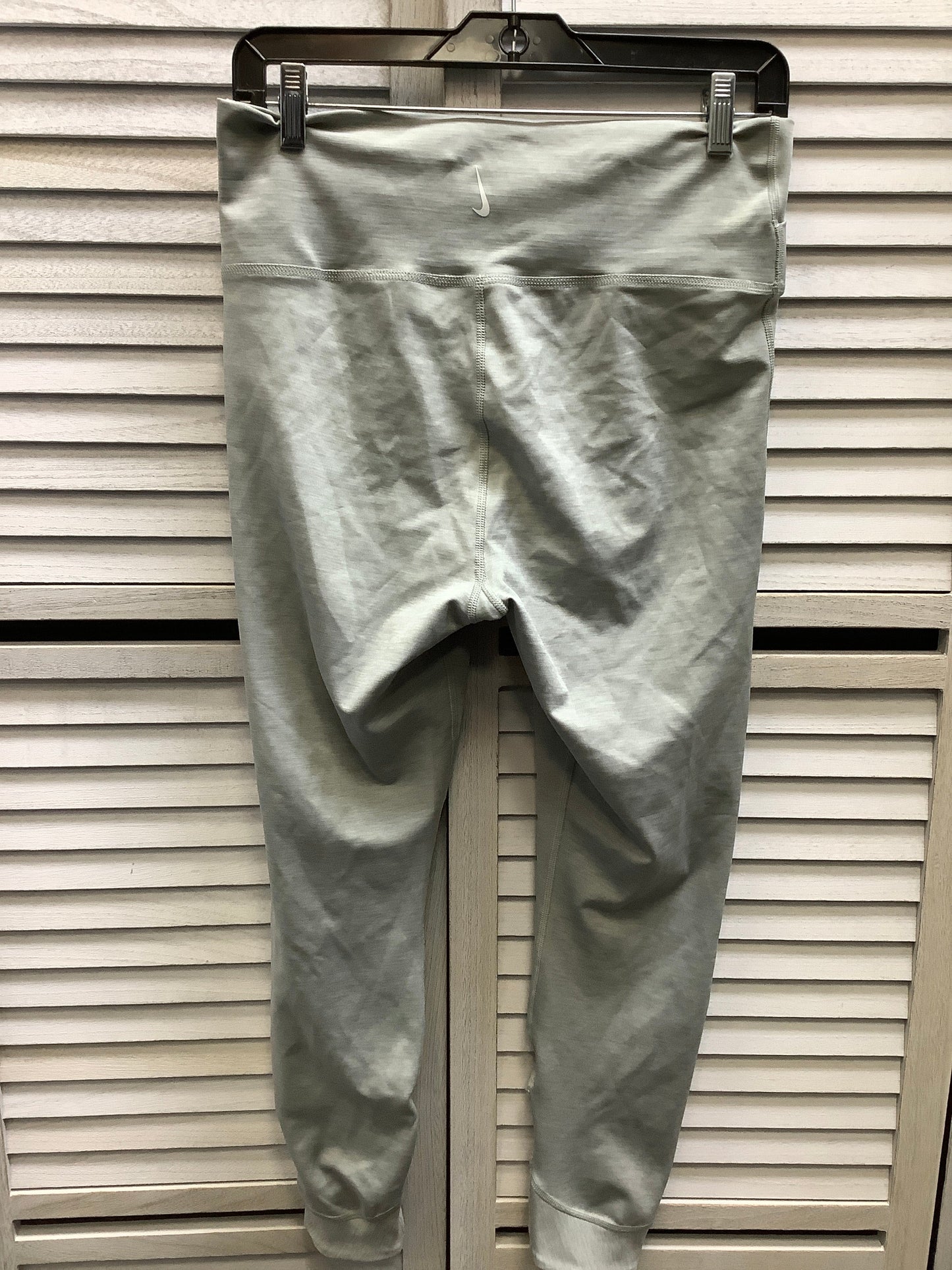 Athletic Leggings By Nike In Grey, Size: L