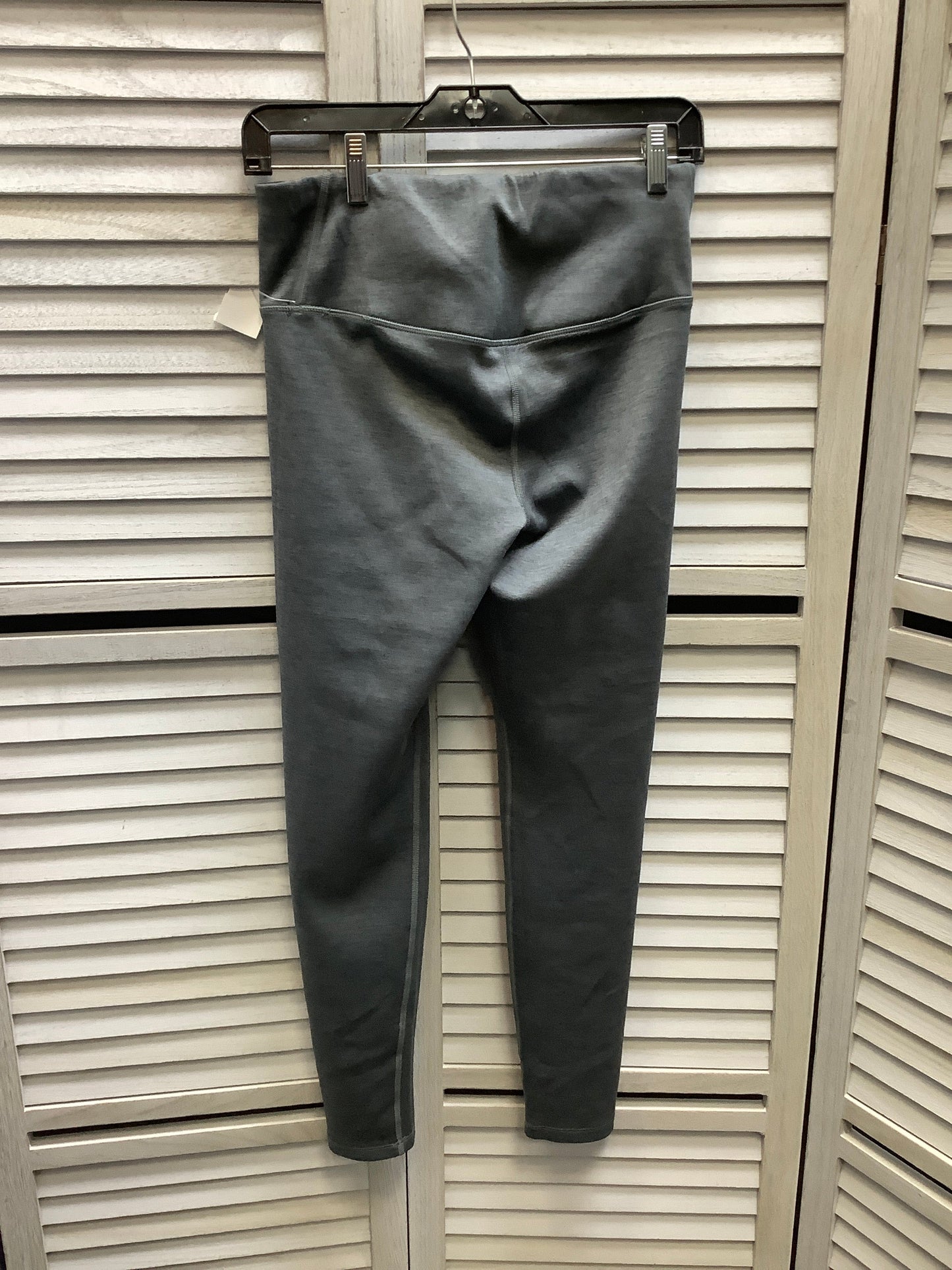 Athletic Leggings By Under Armour In Grey, Size: M