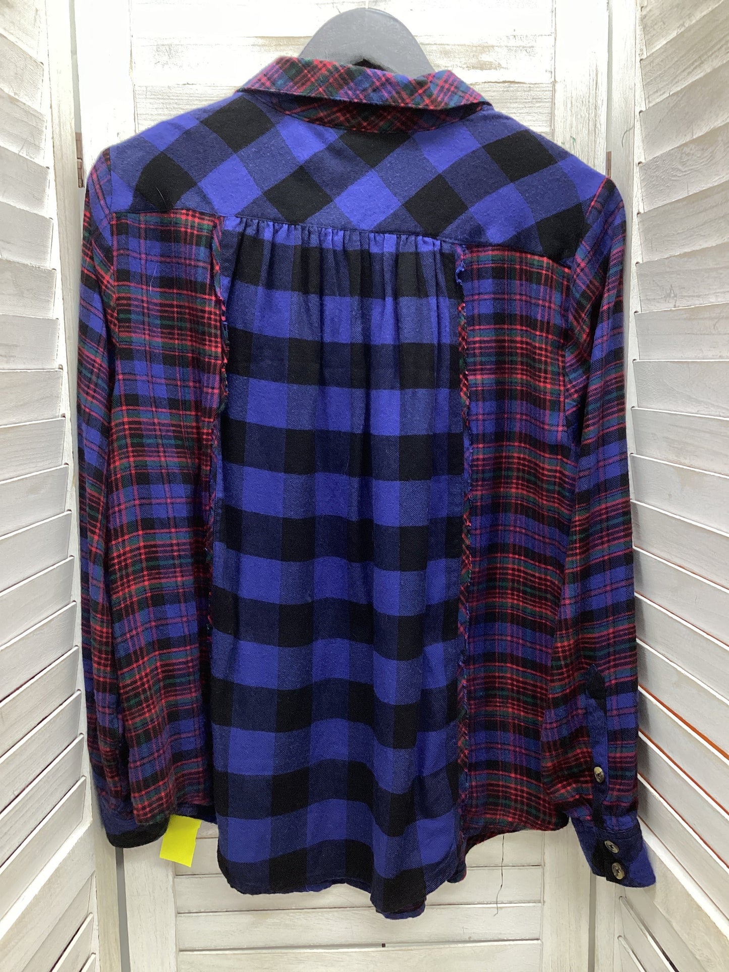 Top Long Sleeve By Torrid In Plaid Pattern, Size: Xl