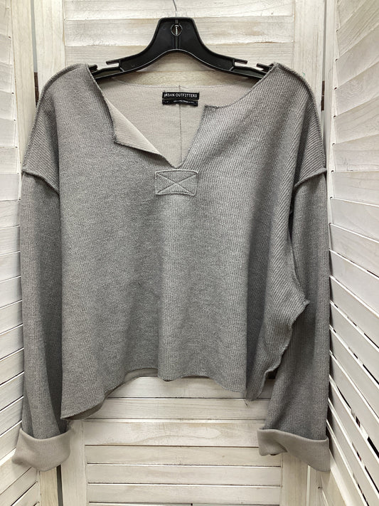 Sweater By Urban Outfitters In Grey, Size: S