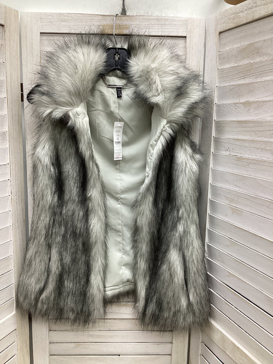 Vest Faux Fur & Sherpa By White House Black Market In Grey, Size: Xxs