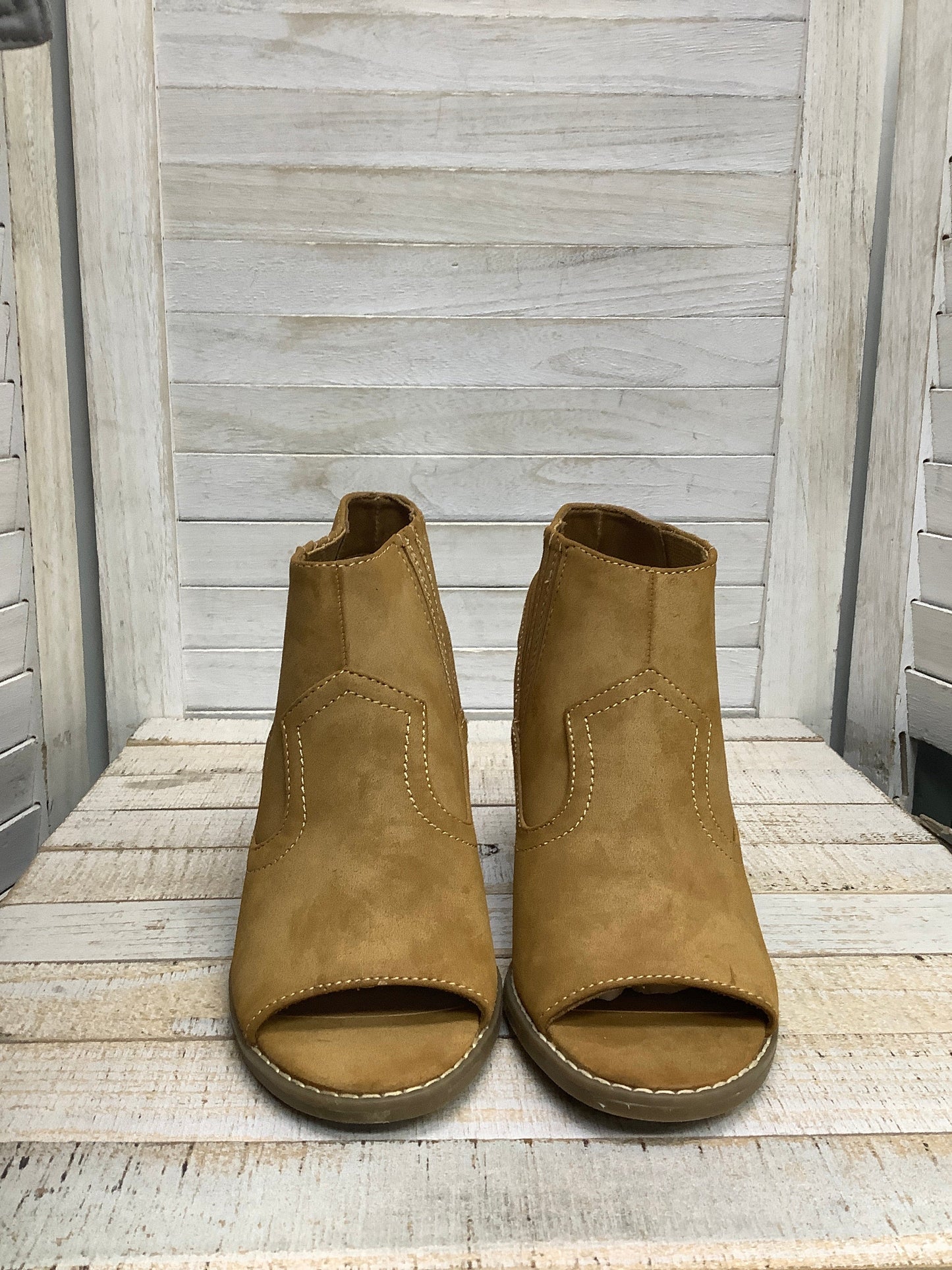 Boots Ankle Heels By Maurices In Tan, Size: 7.5