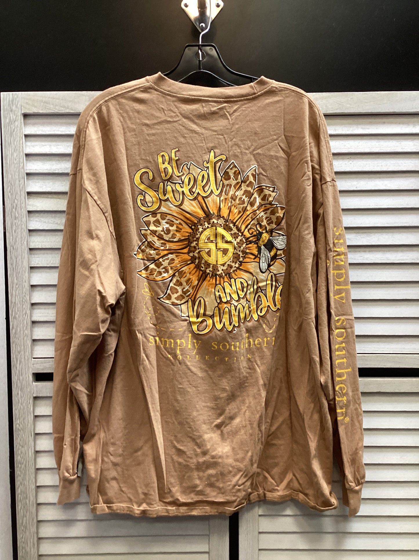 Top Long Sleeve By Simply Southern In Brown, Size: Xxl