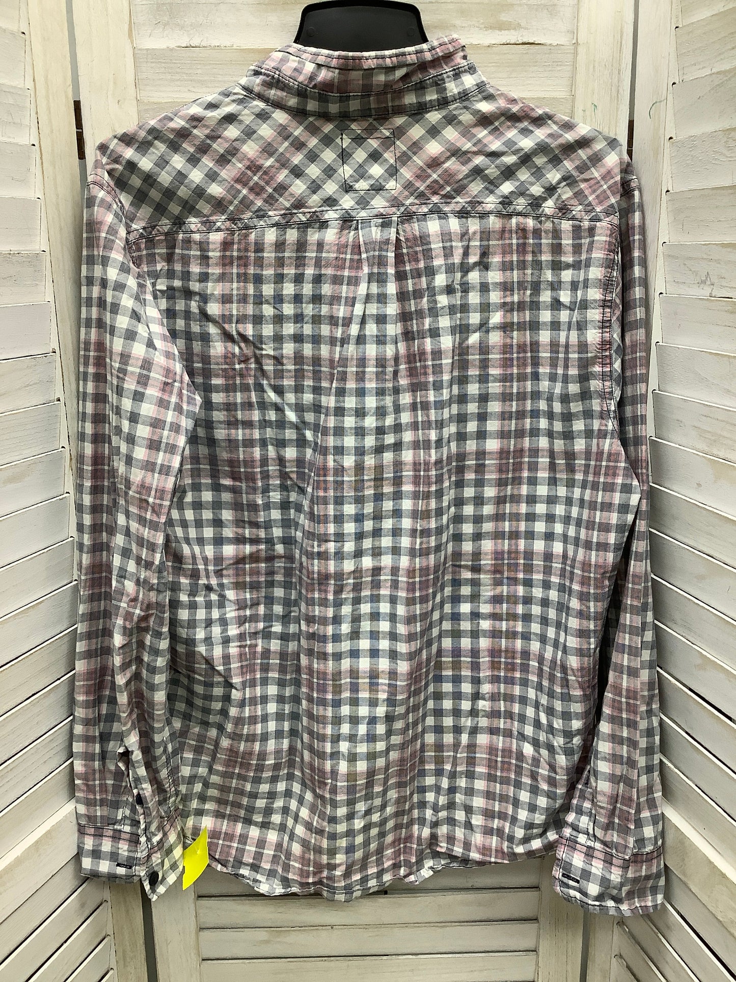 Top Long Sleeve Basic By Levis In Plaid Pattern, Size: L