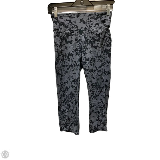 Athletic Leggings Capris By Lululemon In Black & Grey, Size: 4