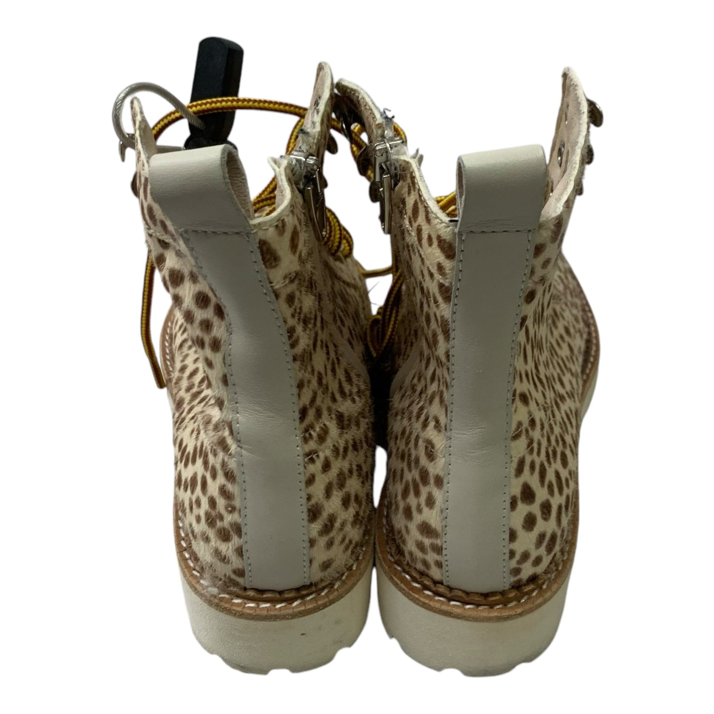 Boots Ankle Heels By Dolce Vita In Animal Print, Size: 7