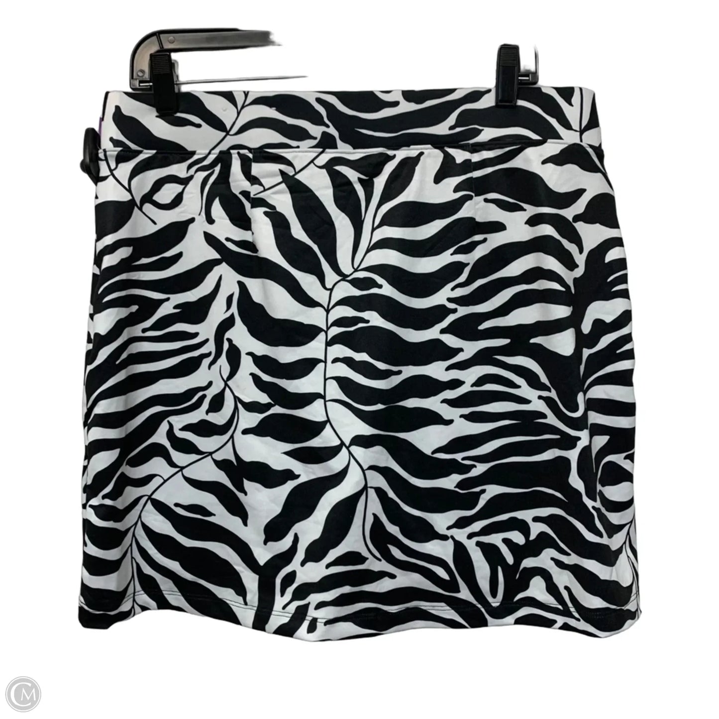 Athletic Skort By Chicos In Black & White, Size: M