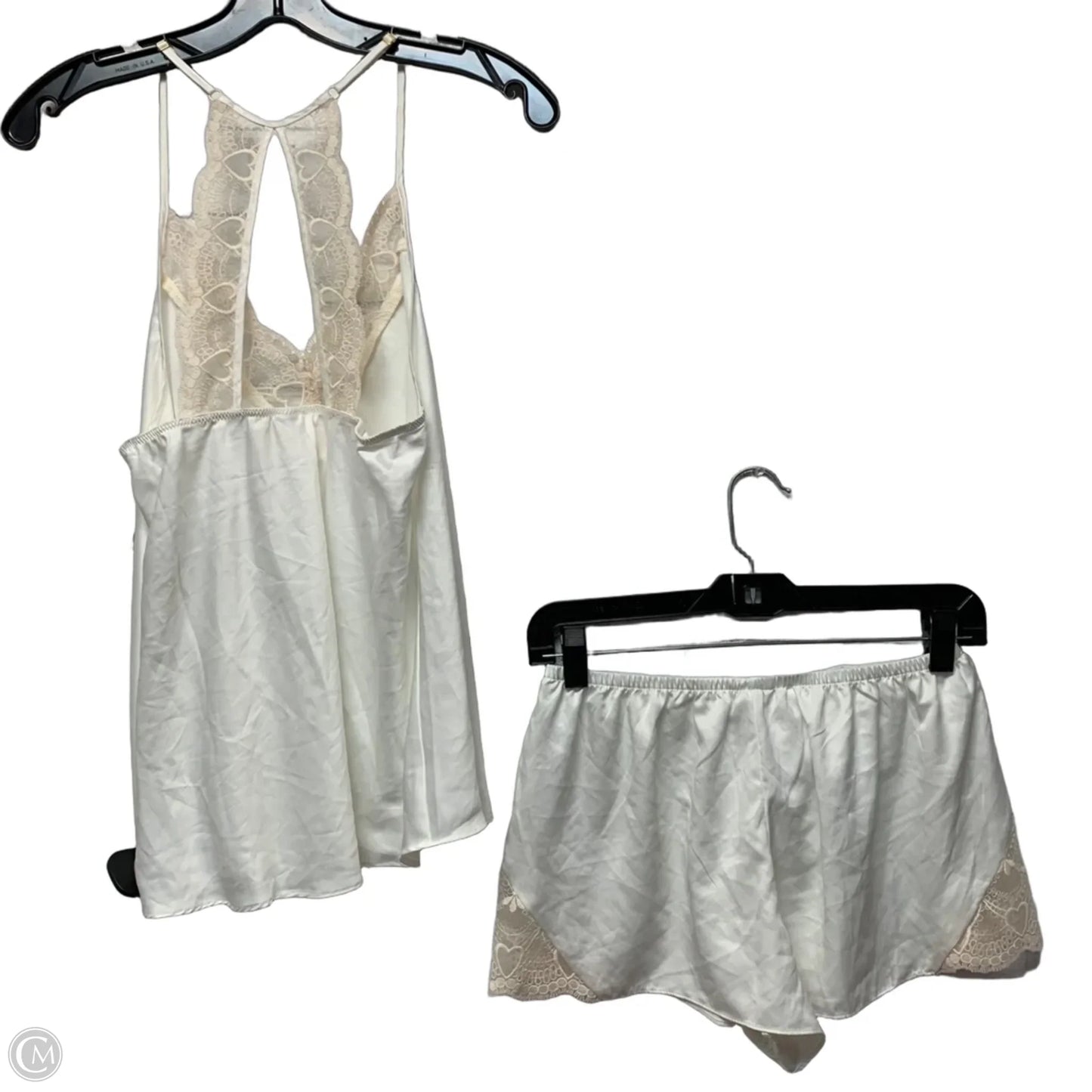 Lounge Set Shorts By Flora Nikrooz In Cream & White, Size: S