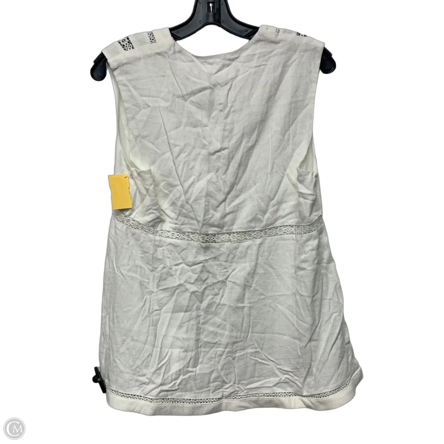 Top Sleeveless By Commense In White, Size: L